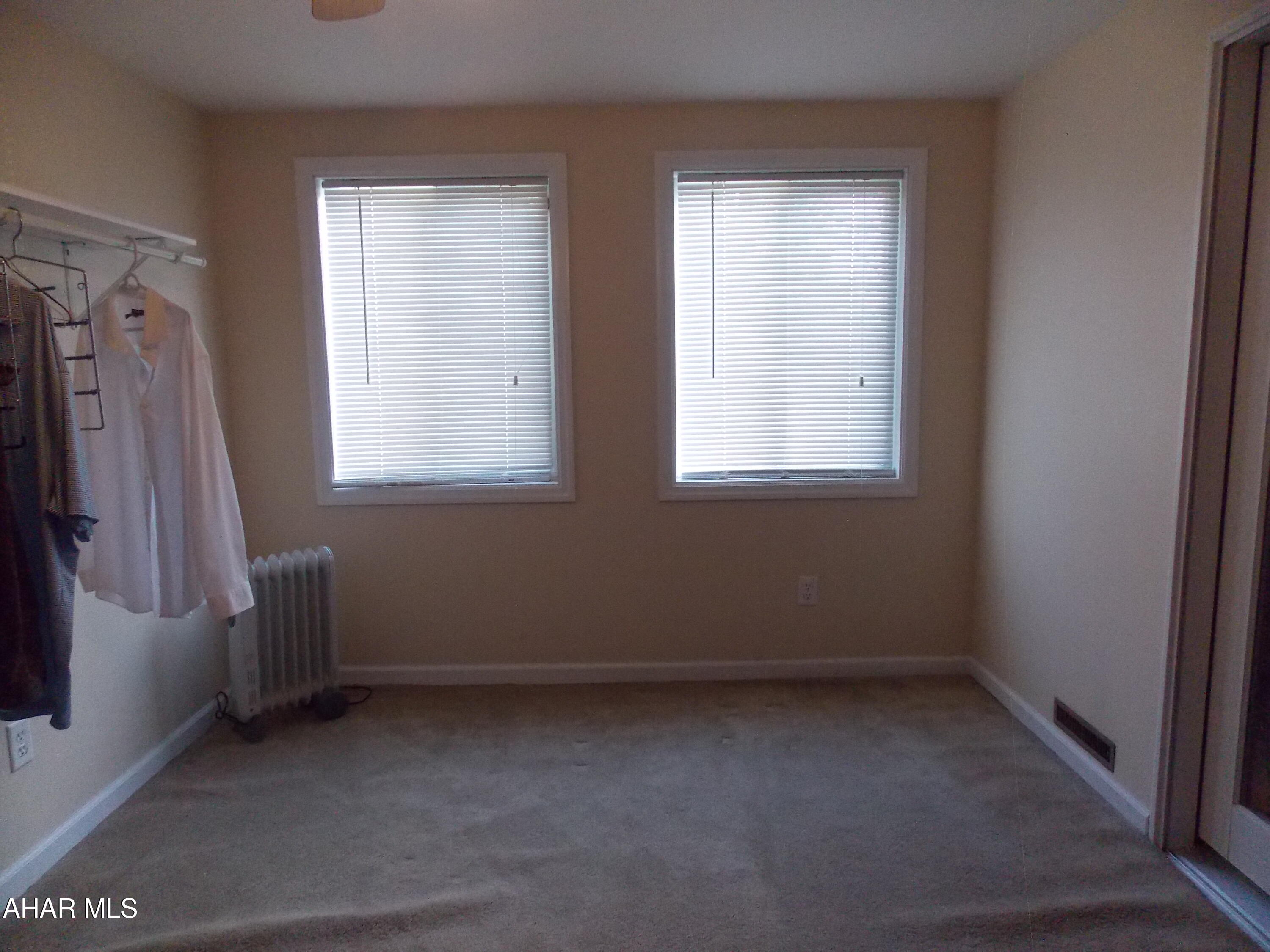 Rolling Hills - Residential