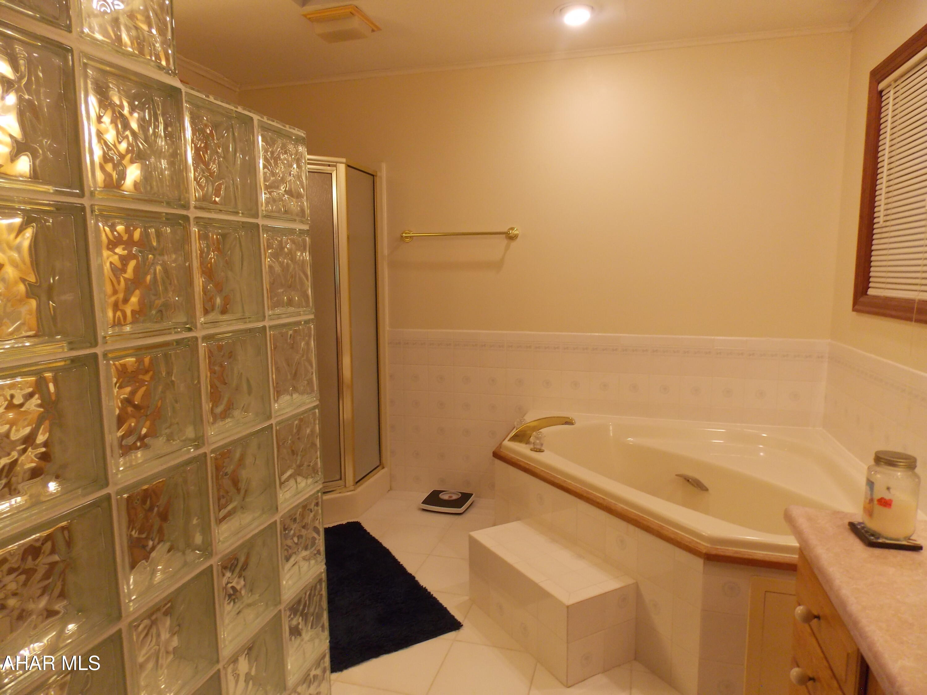 Rolling Hills - Residential