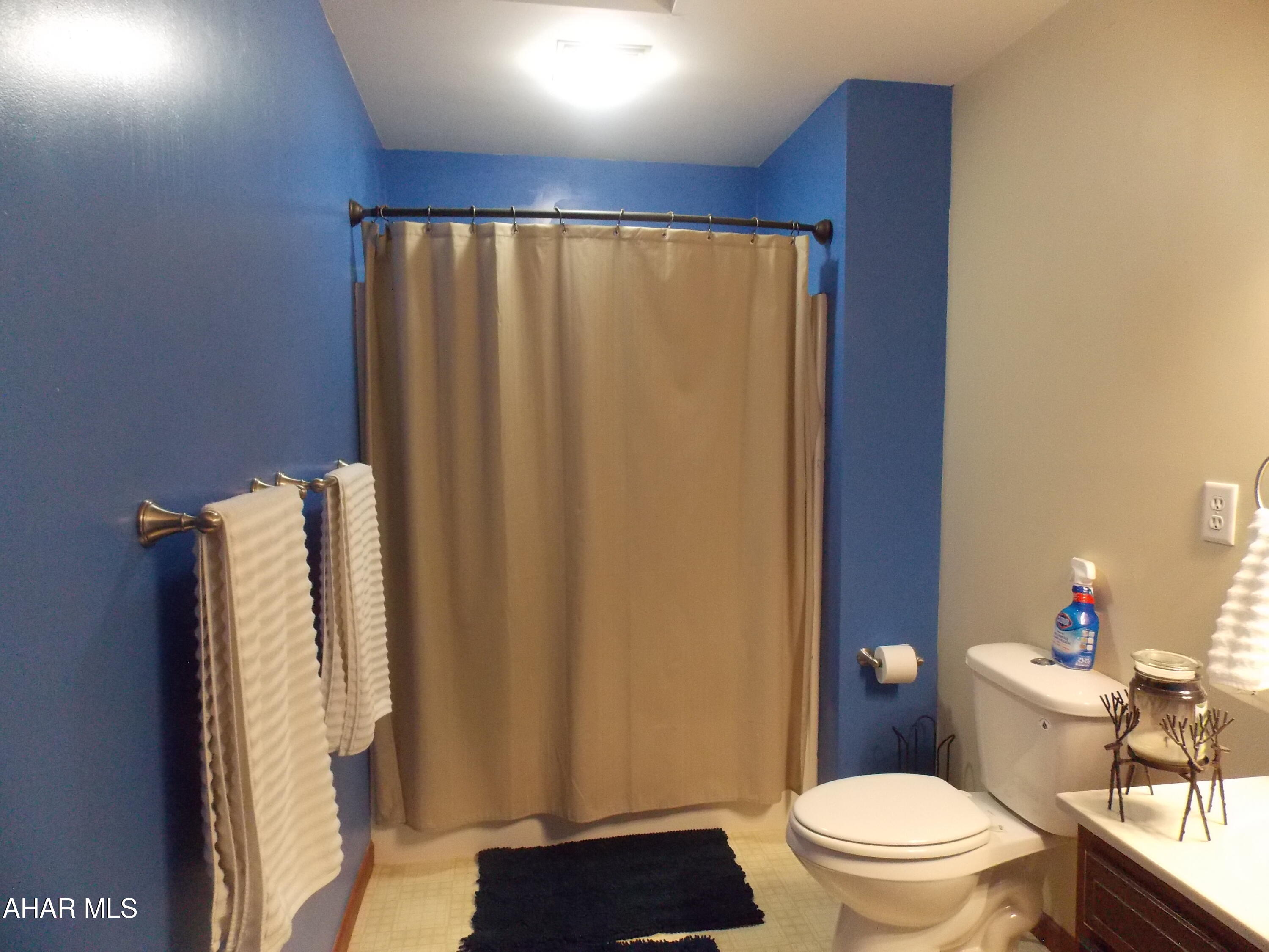 Rolling Hills - Residential