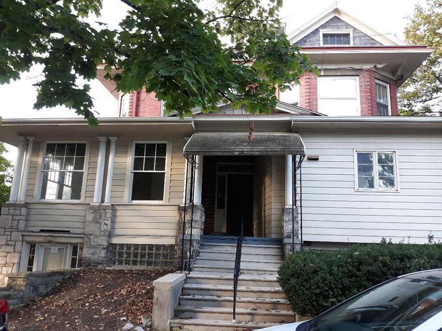 Fully Rented 5 unit for sale in Hollidaysburg . 4 units have central air #1 all utilities are included in the rent ..other apartments tenant pays electric and gas.. owner pays water , sewer, trash, lawn care , snow removal