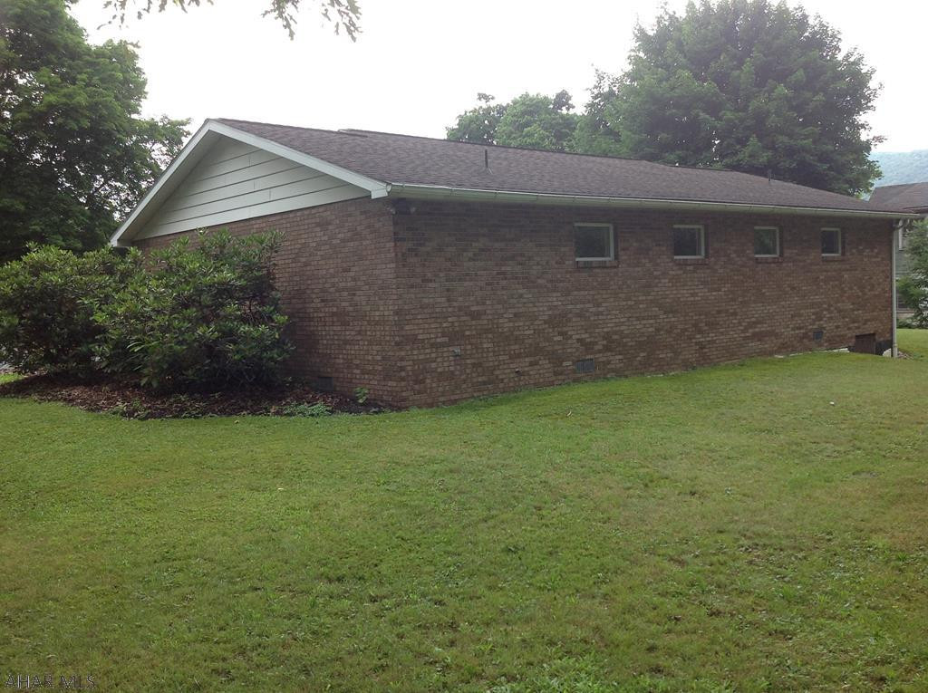 Unknown - Commercial Sale