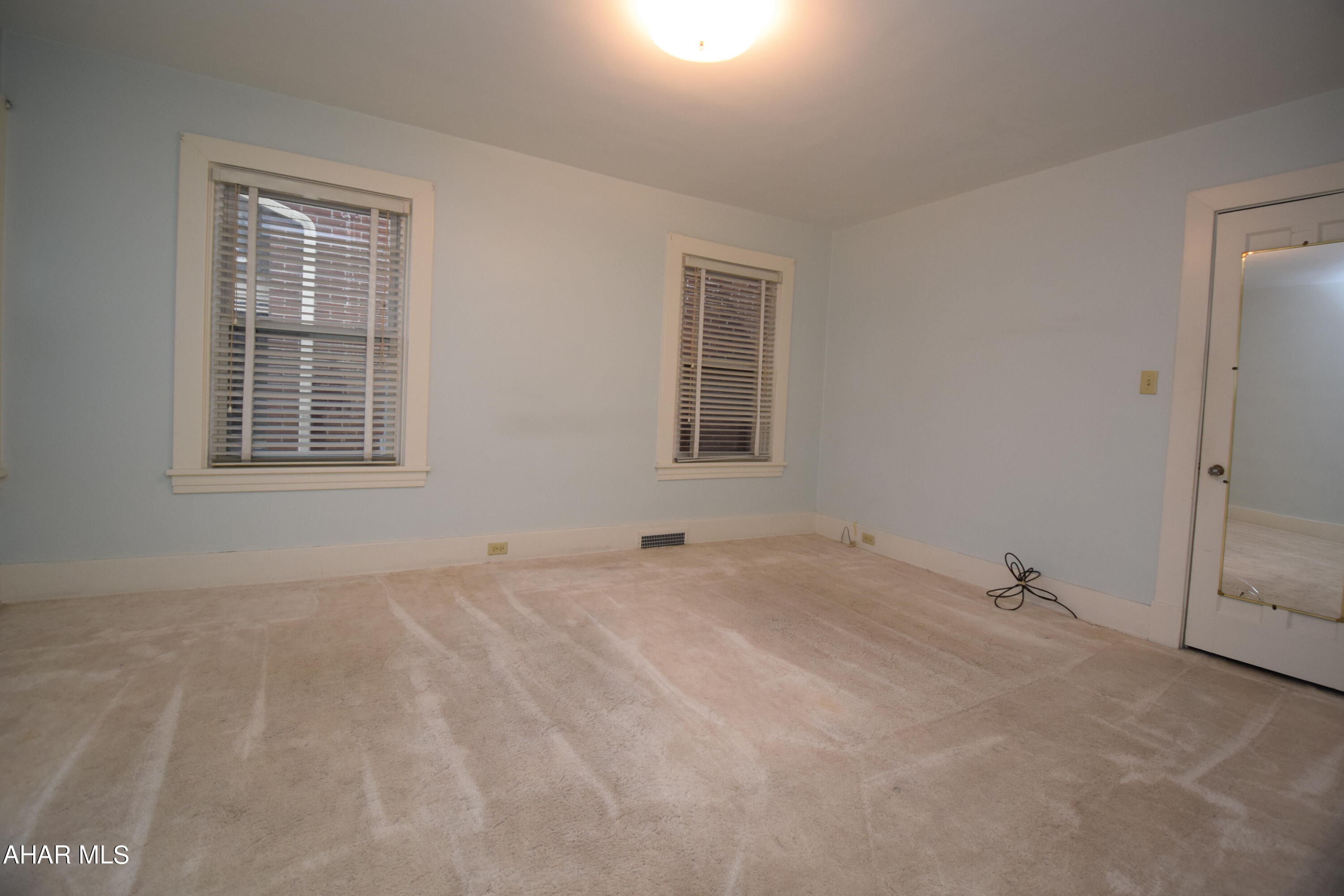 Llyswen - Residential