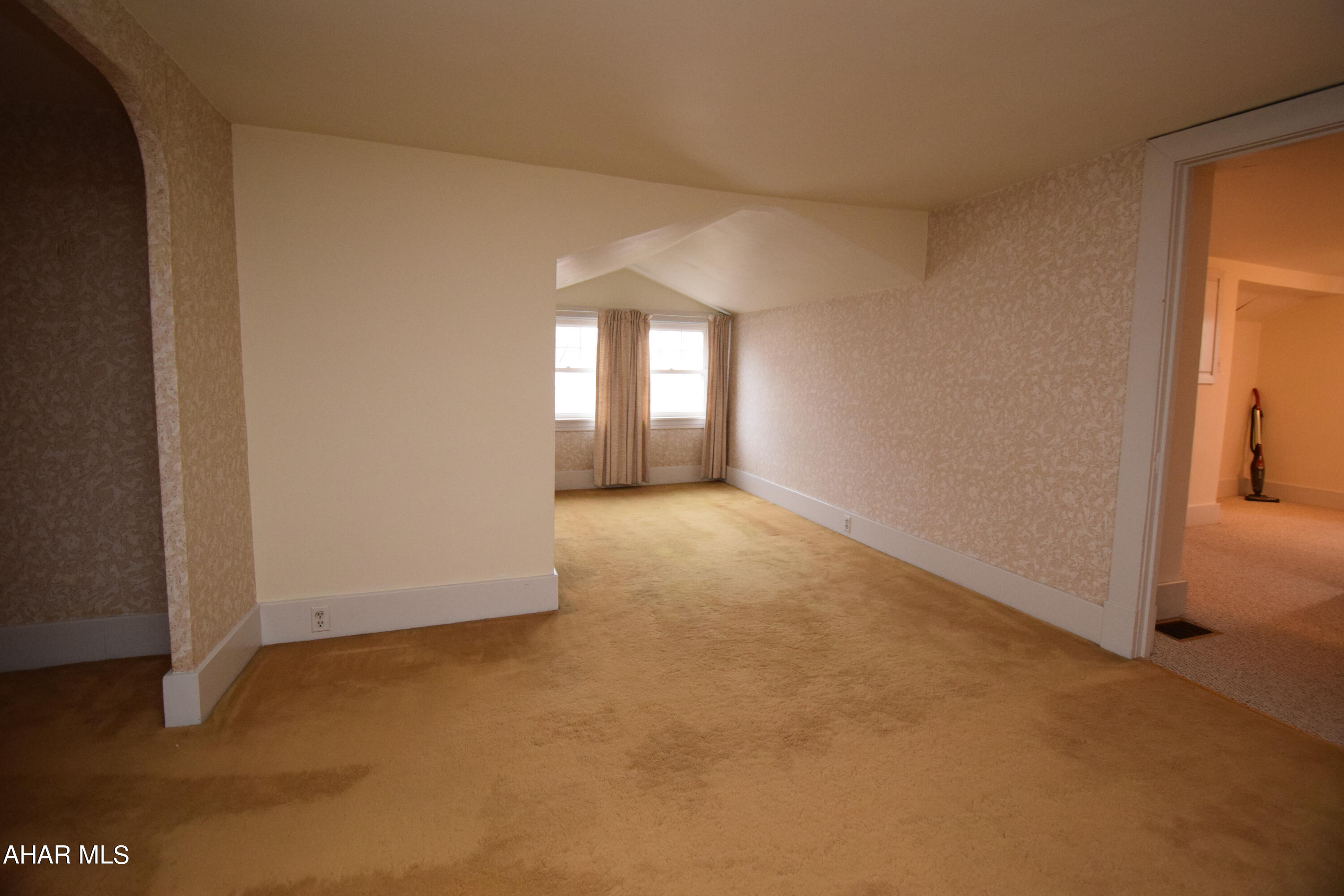 Llyswen - Residential