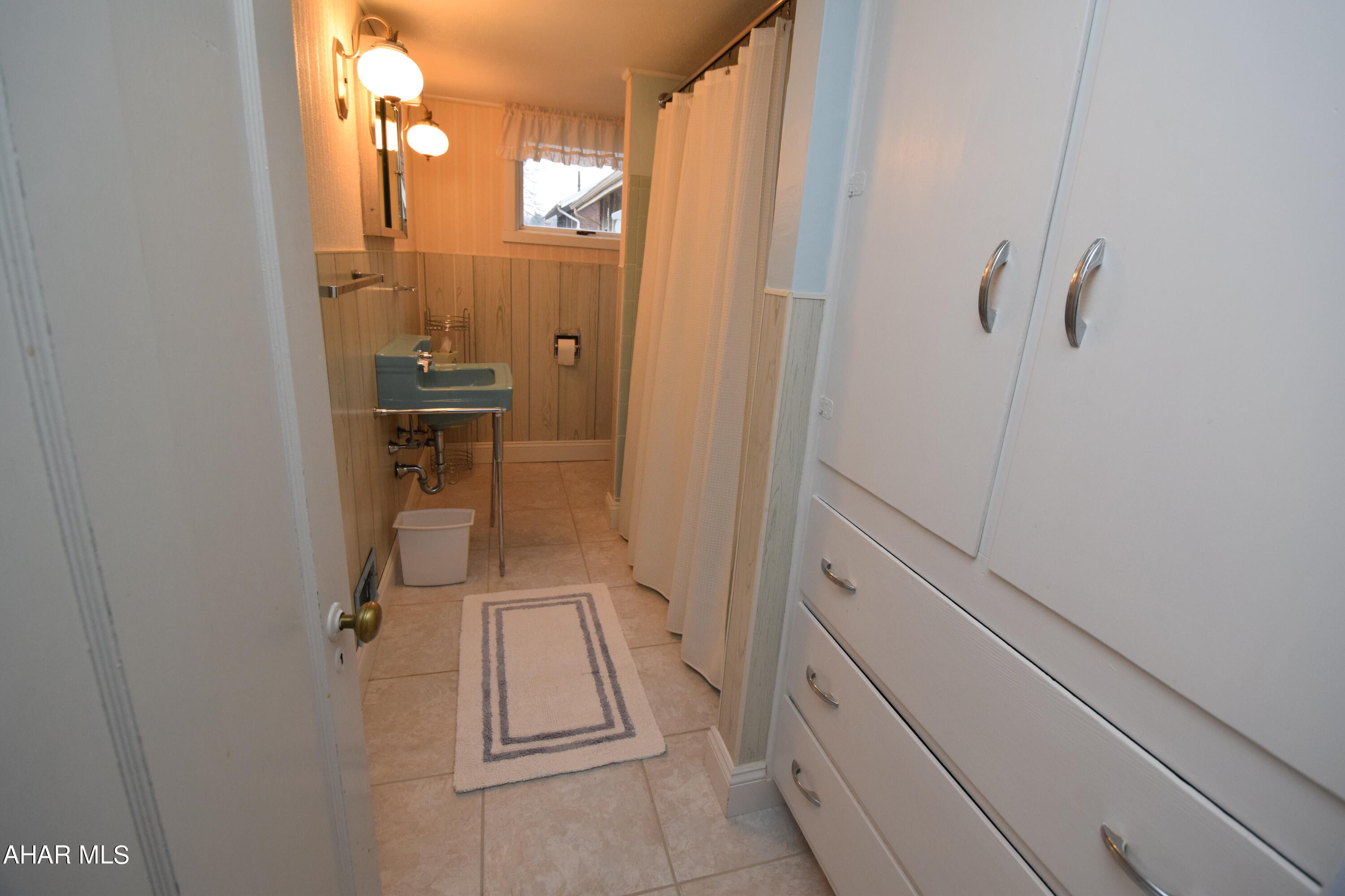 Llyswen - Residential