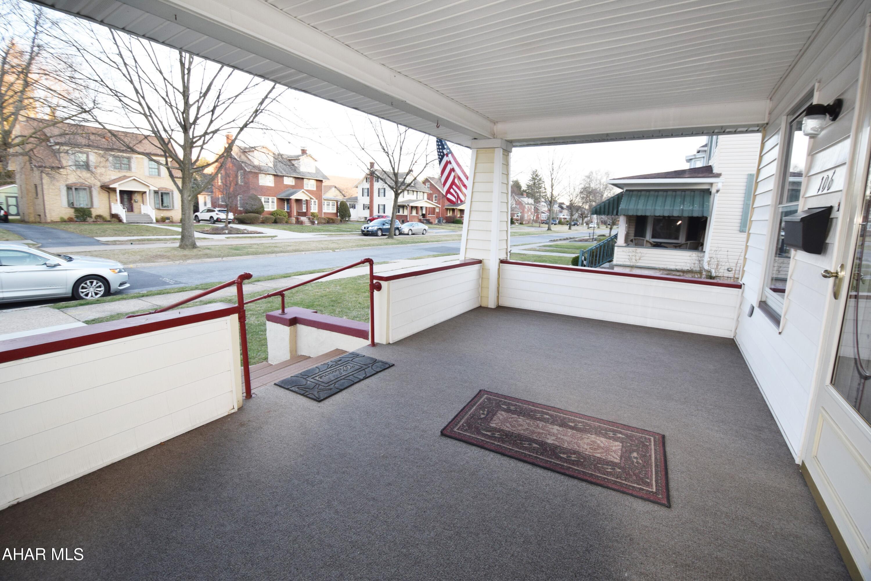 Llyswen - Residential