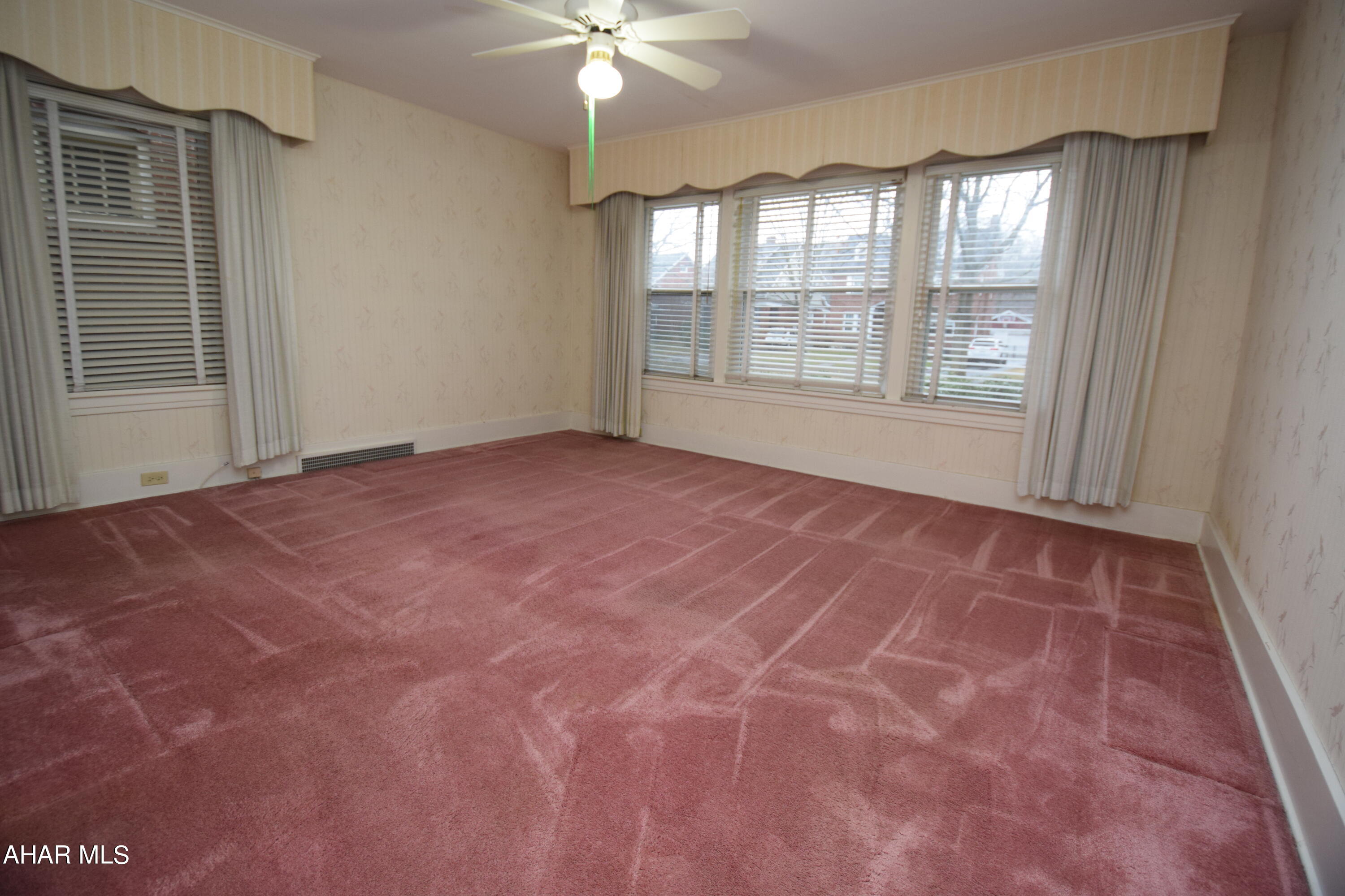 Llyswen - Residential