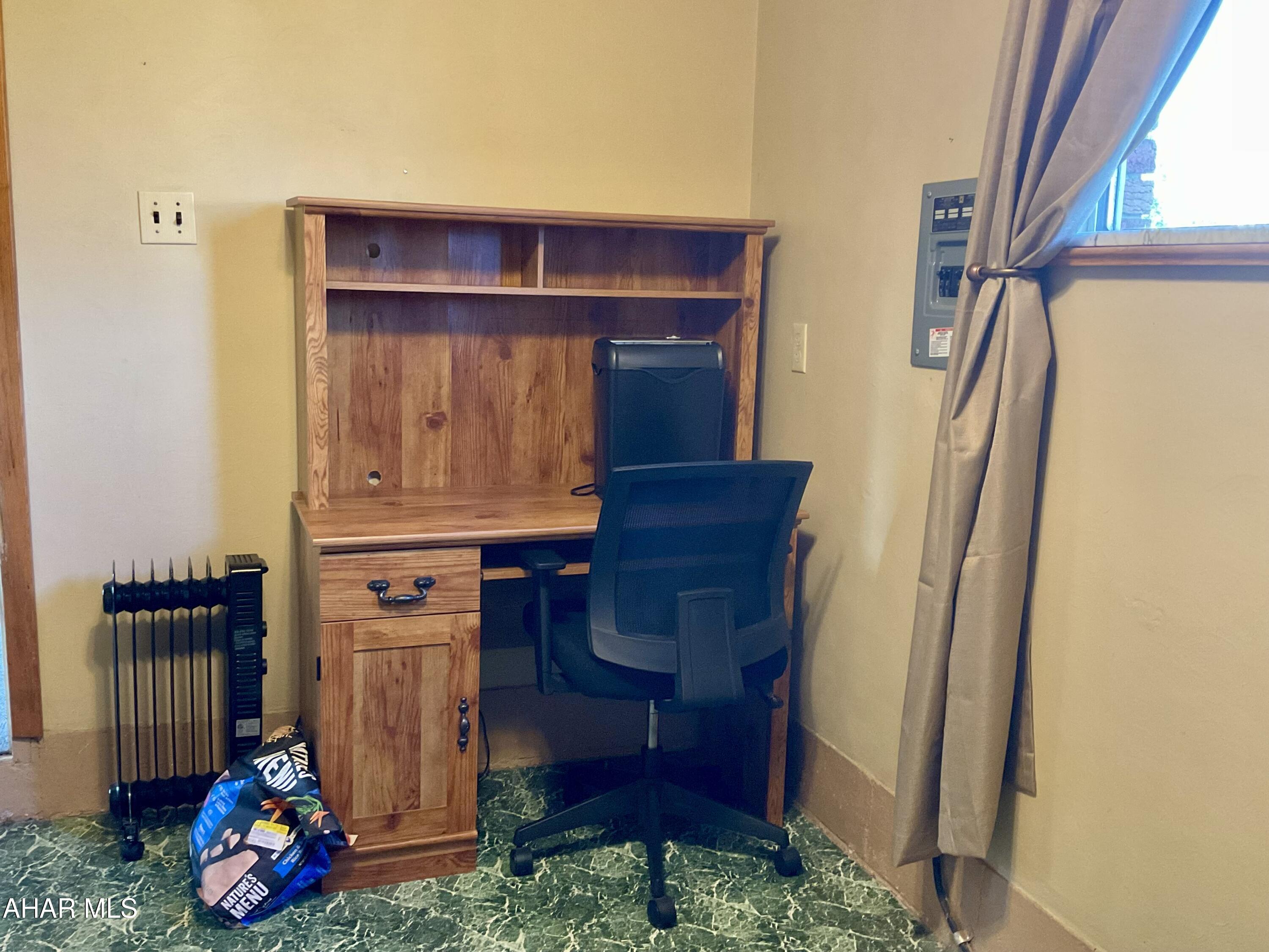 Unknown - Residential