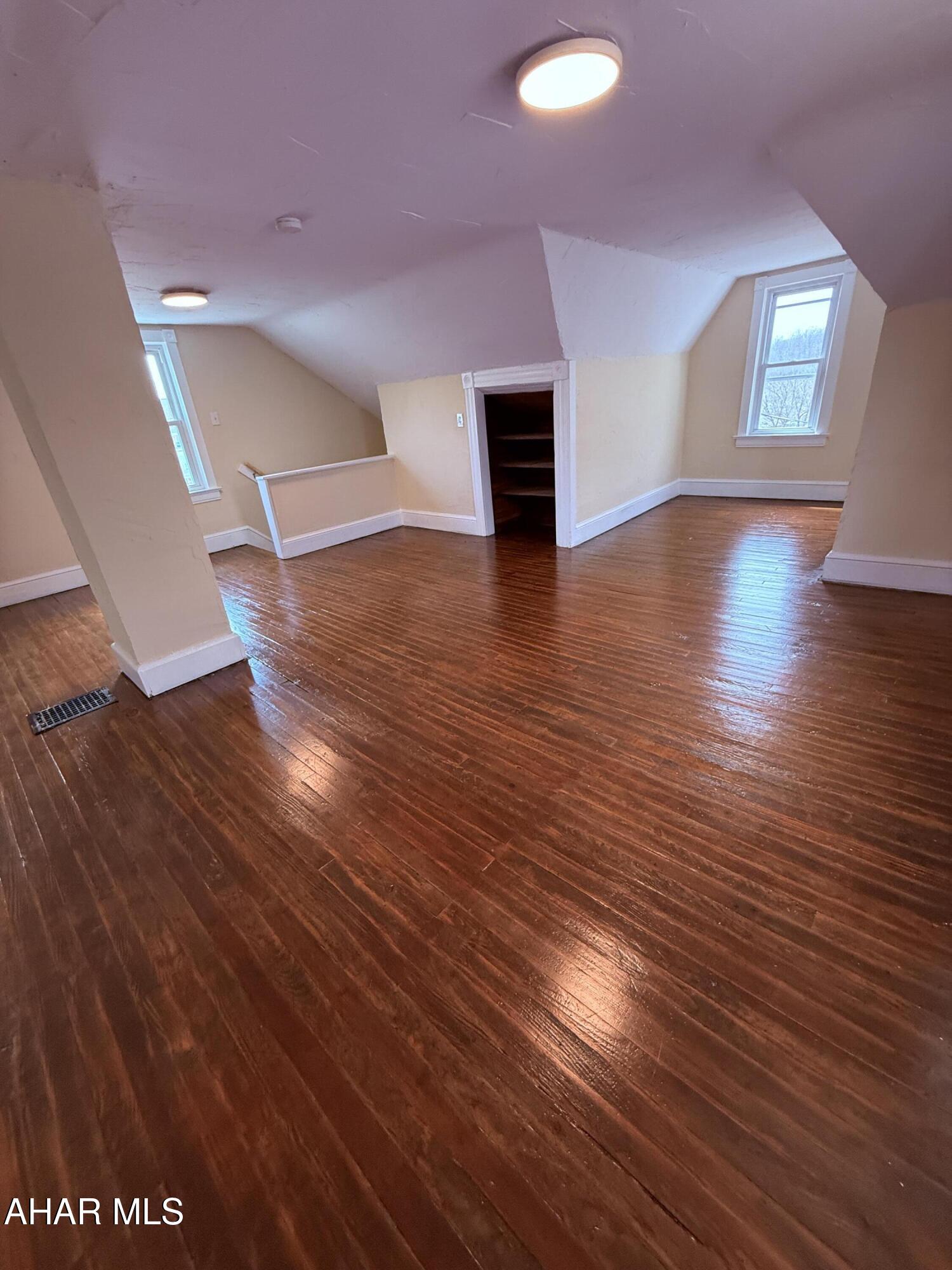 Lakemont - Residential