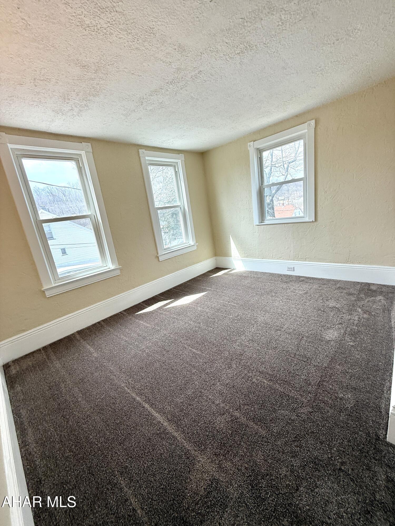 Lakemont - Residential