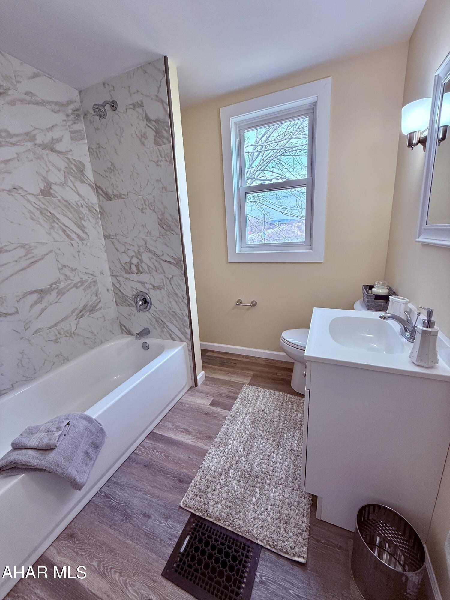 Lakemont - Residential