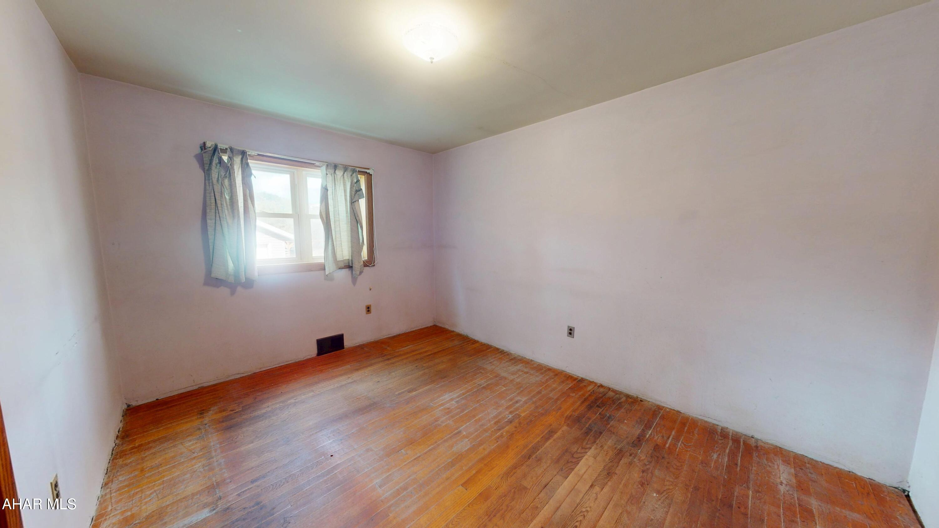 Juniata Gap - Residential