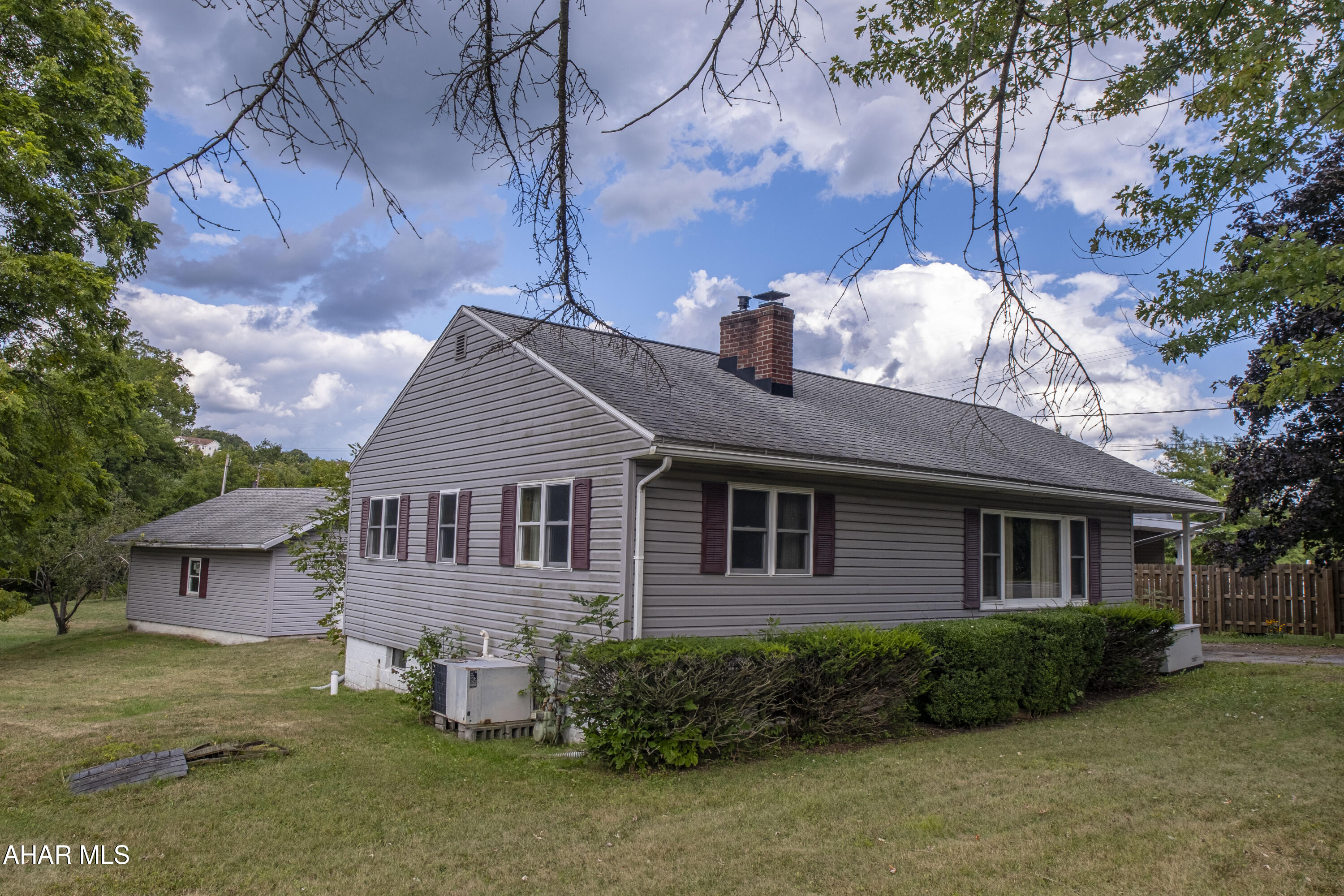 Juniata Gap - Residential