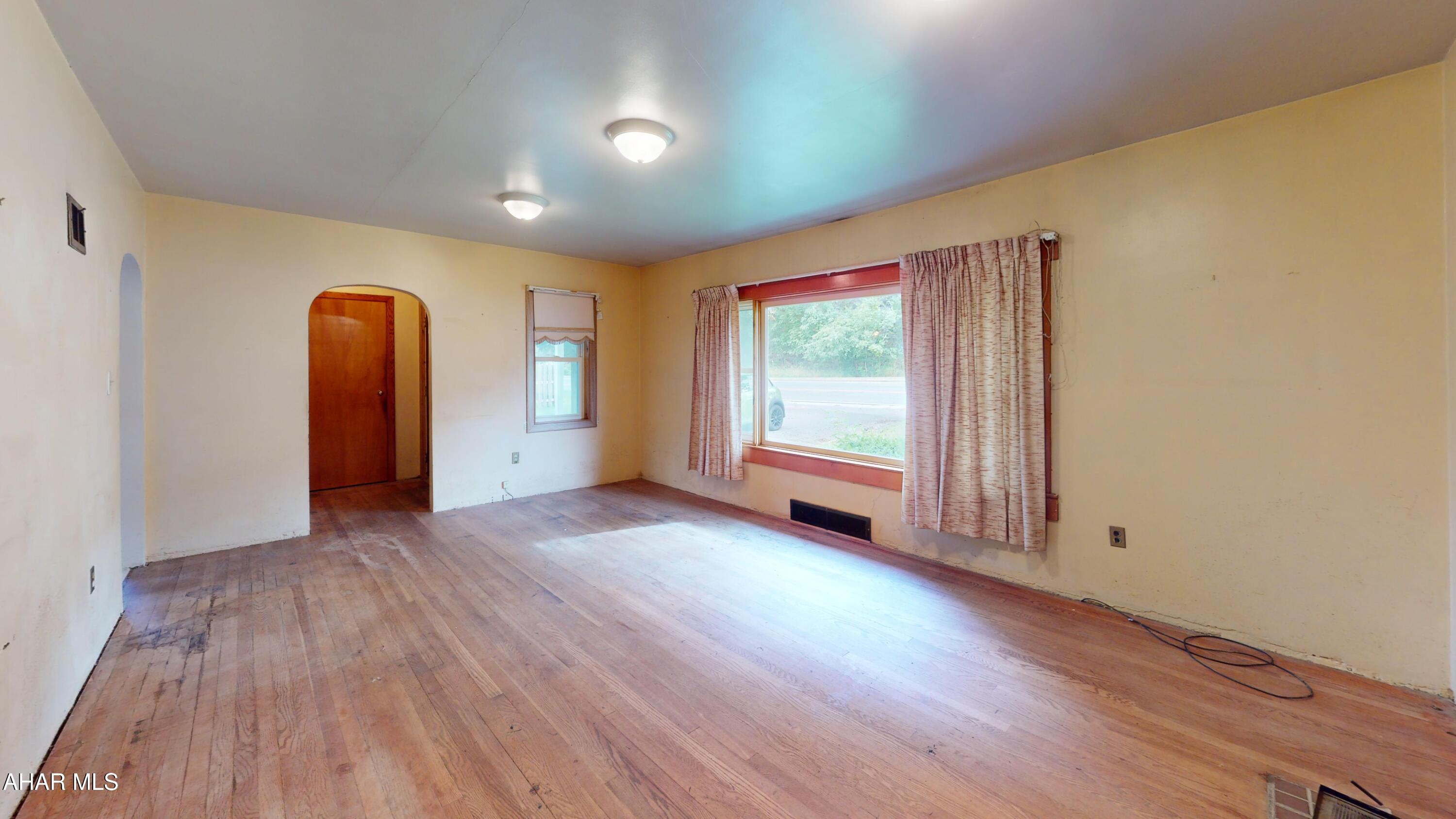 Juniata Gap - Residential