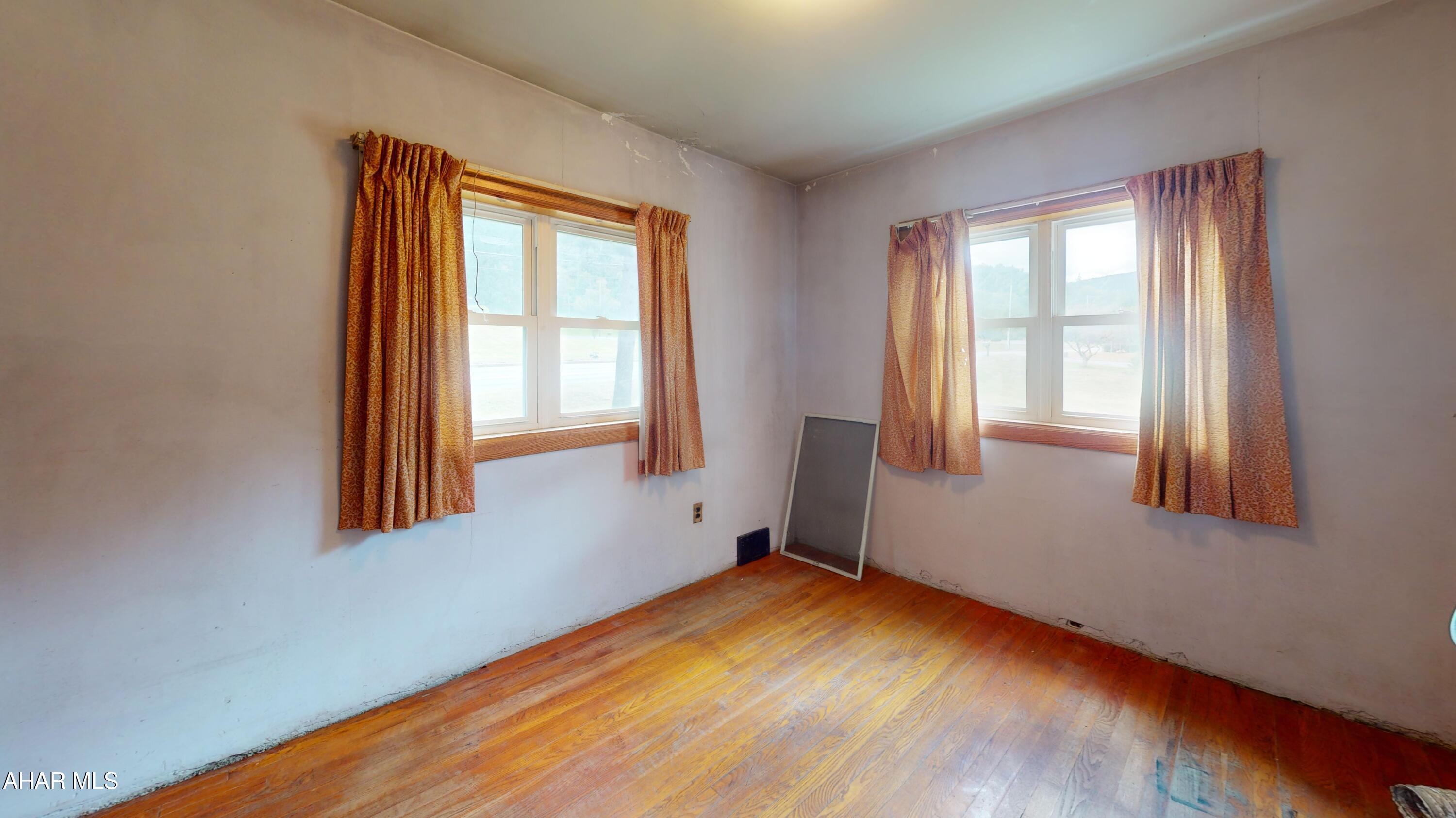 Juniata Gap - Residential