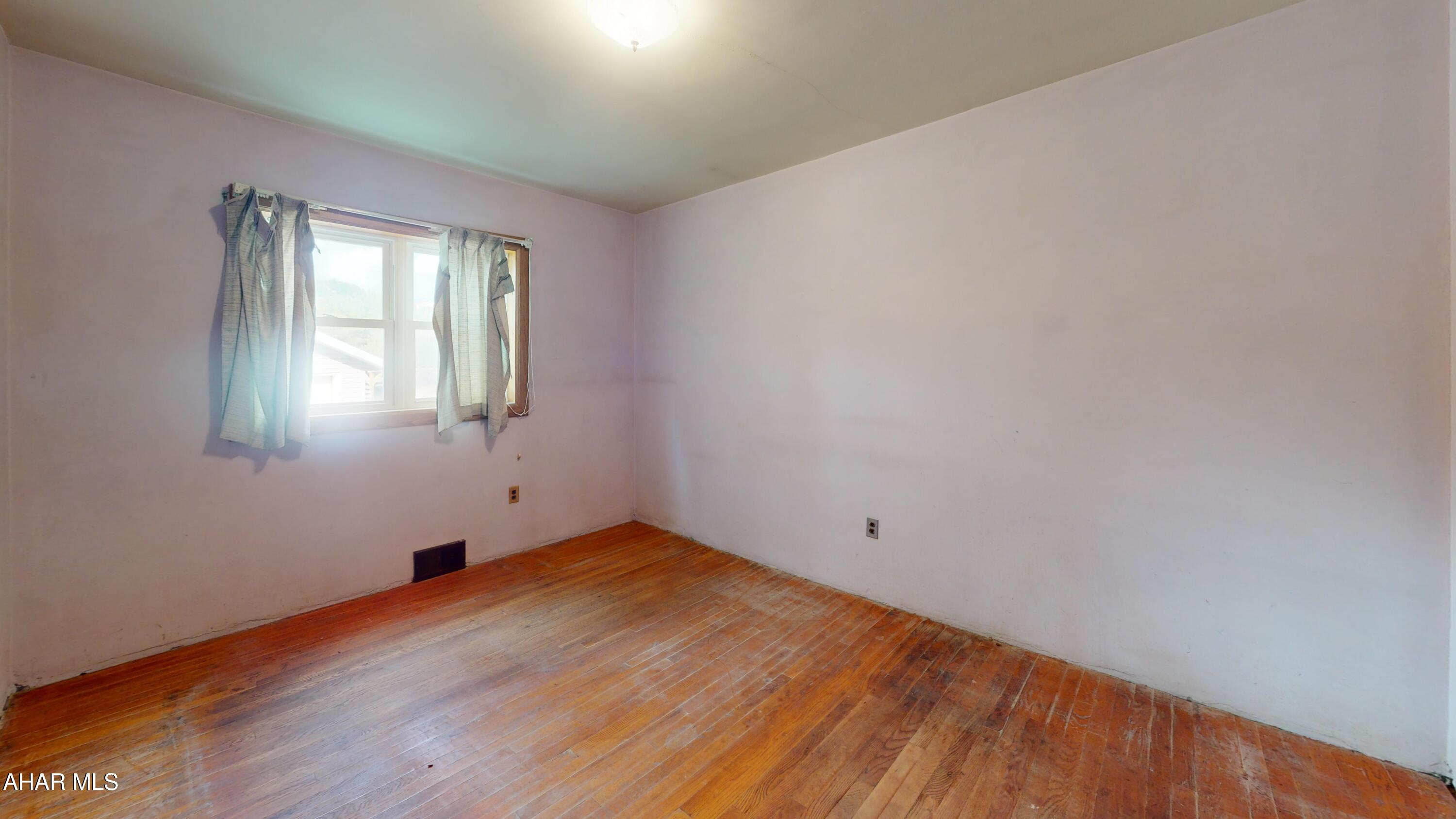 Juniata Gap - Residential