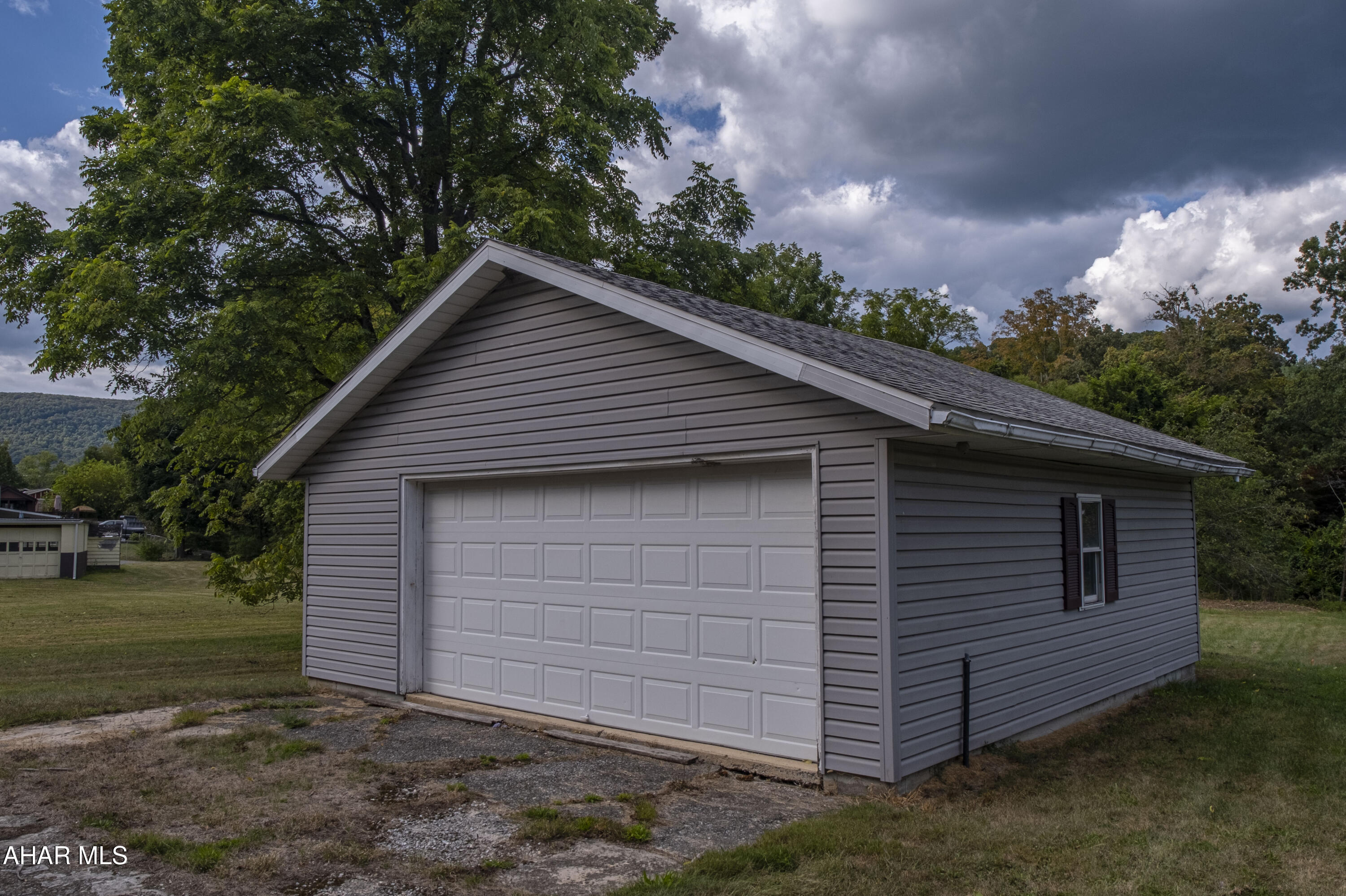 Juniata Gap - Residential