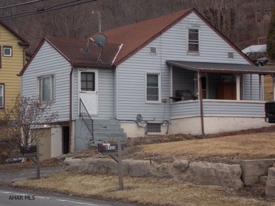 Super 2 Bedroom with a bonus room on second floor which could easily be made into a large additional bedroom.  Property boasts over 1 acre of land.  Vinyl siding compliments the exterior.  Most of the windows were replaced in 2010 with Thermopane windows.  Property currently rented by a tenant who would like to continue to rent; otherwise needs 30 day notice to move.