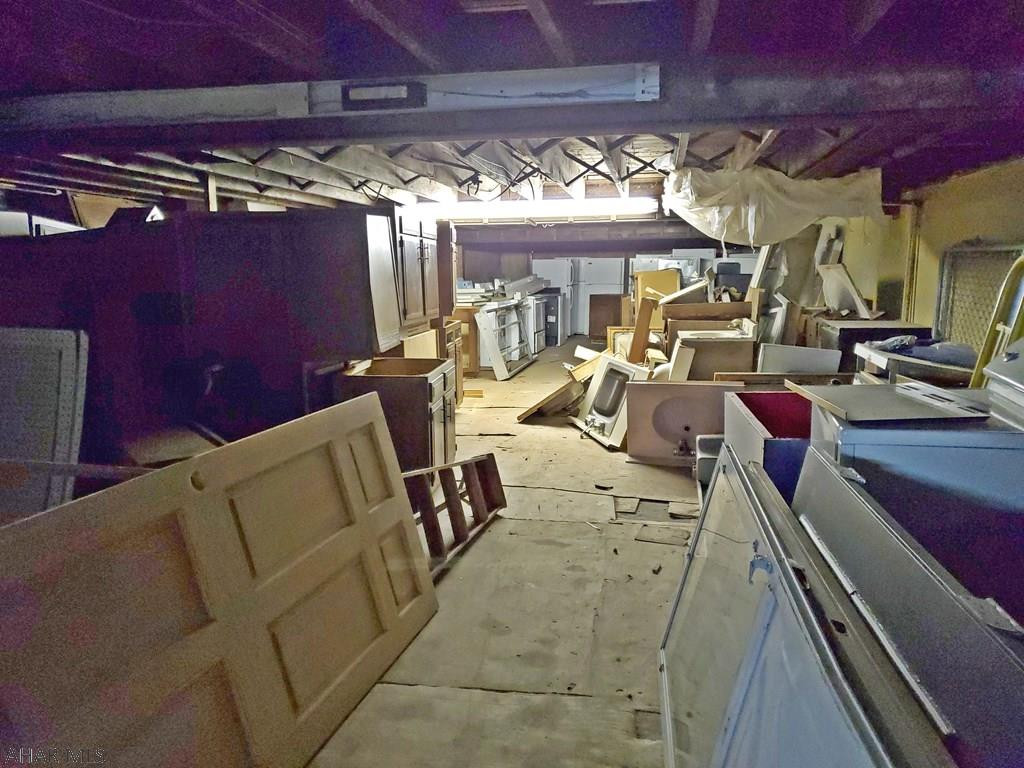 Juniata - Commercial Sale