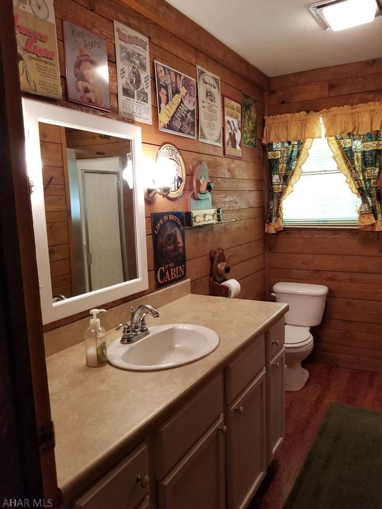 Glendale Yearound - Residential