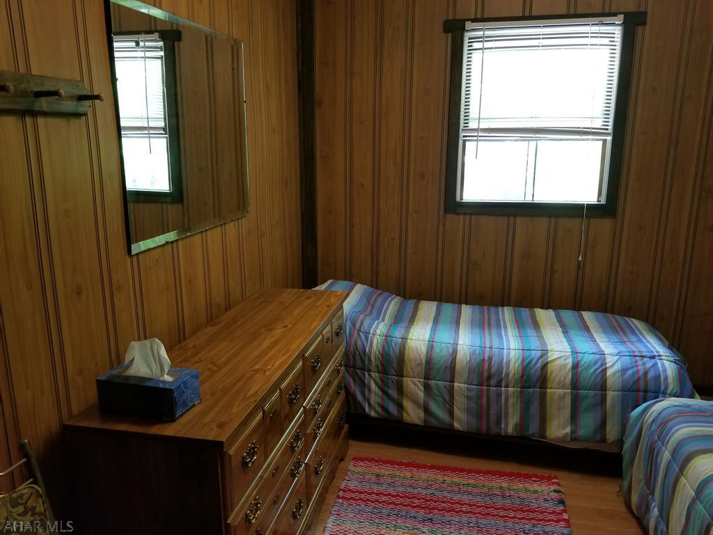 Glendale Yearound - Residential