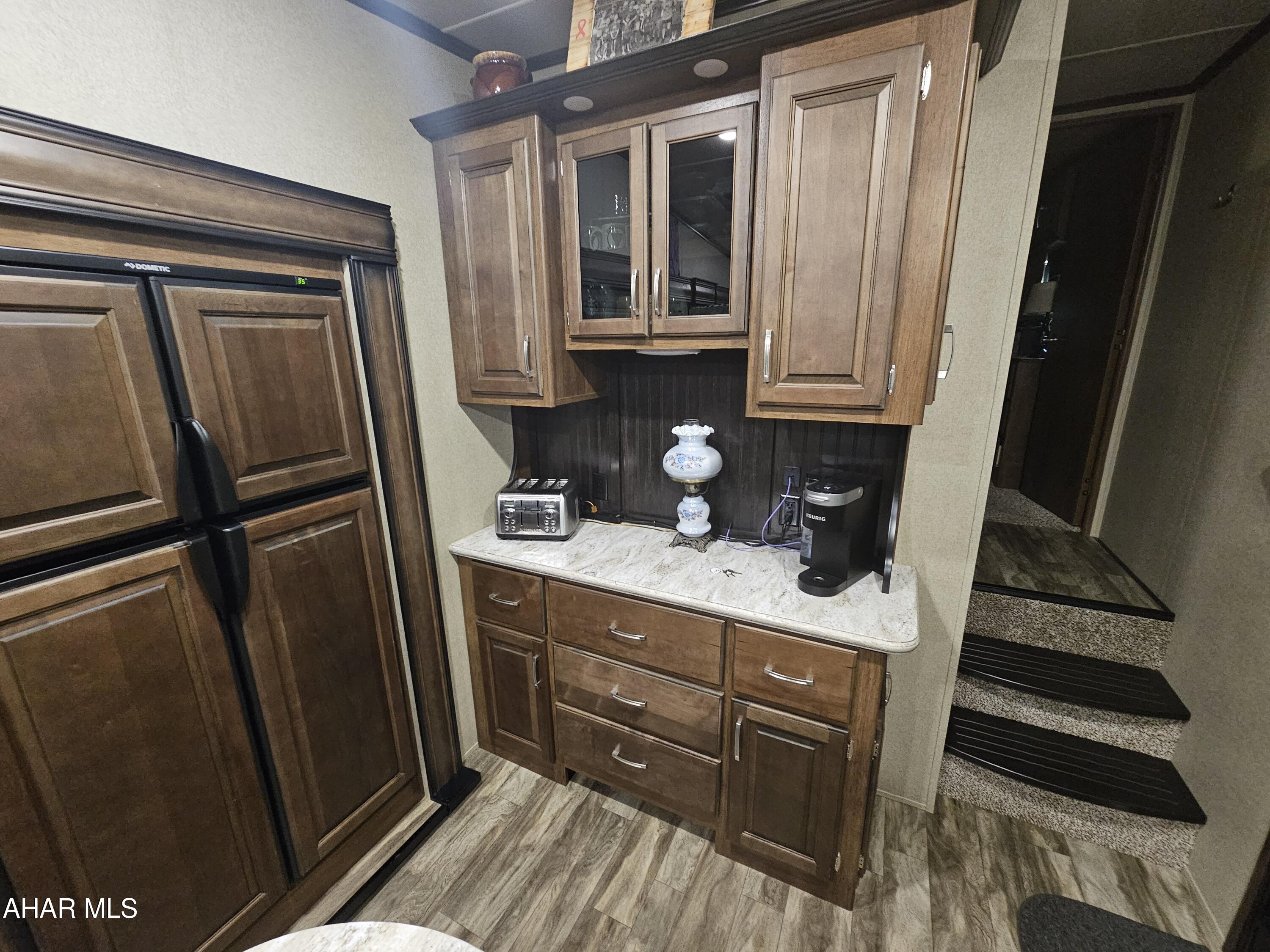 Glendale Yearound - Residential