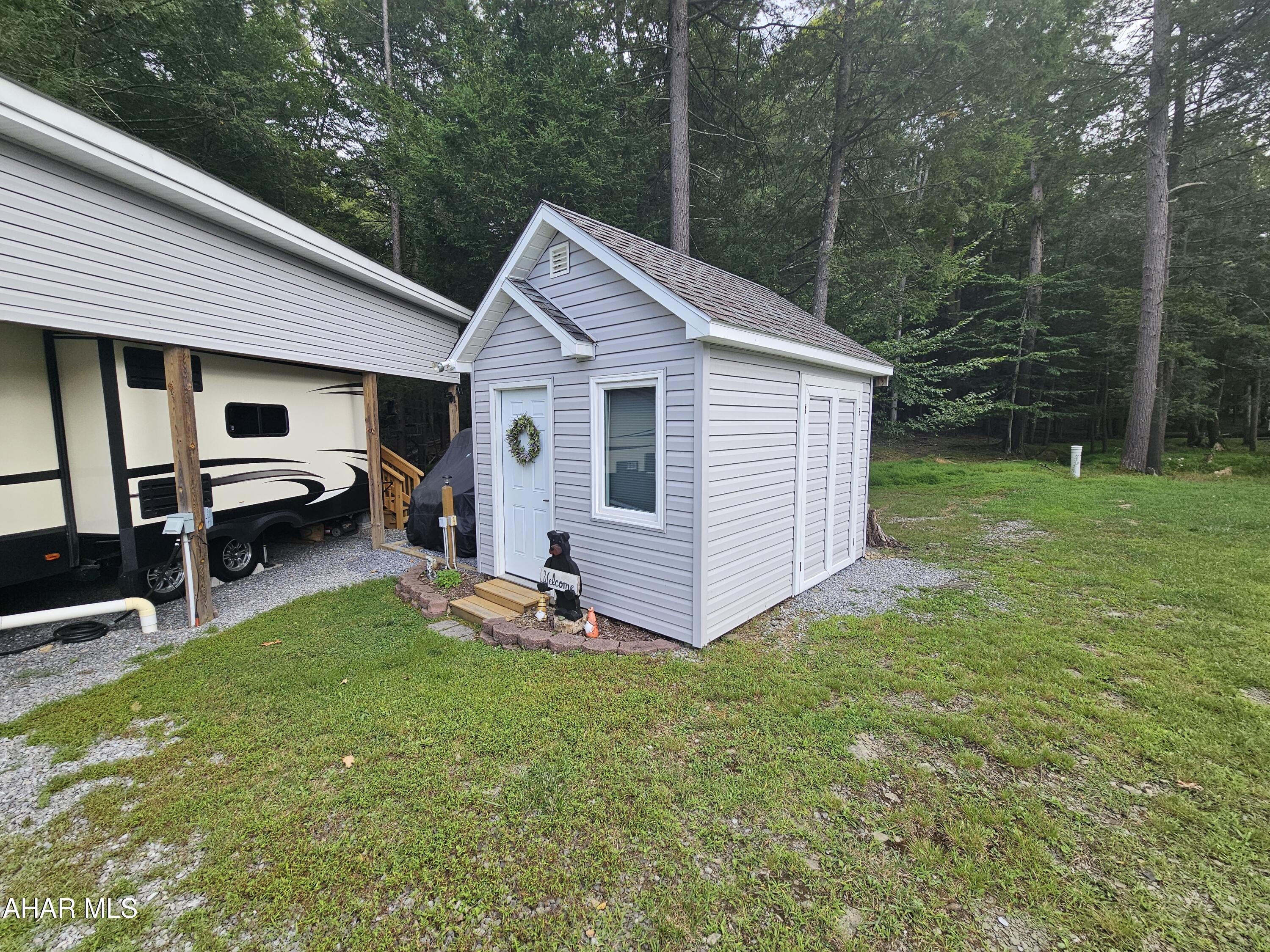 Glendale Yearound - Residential