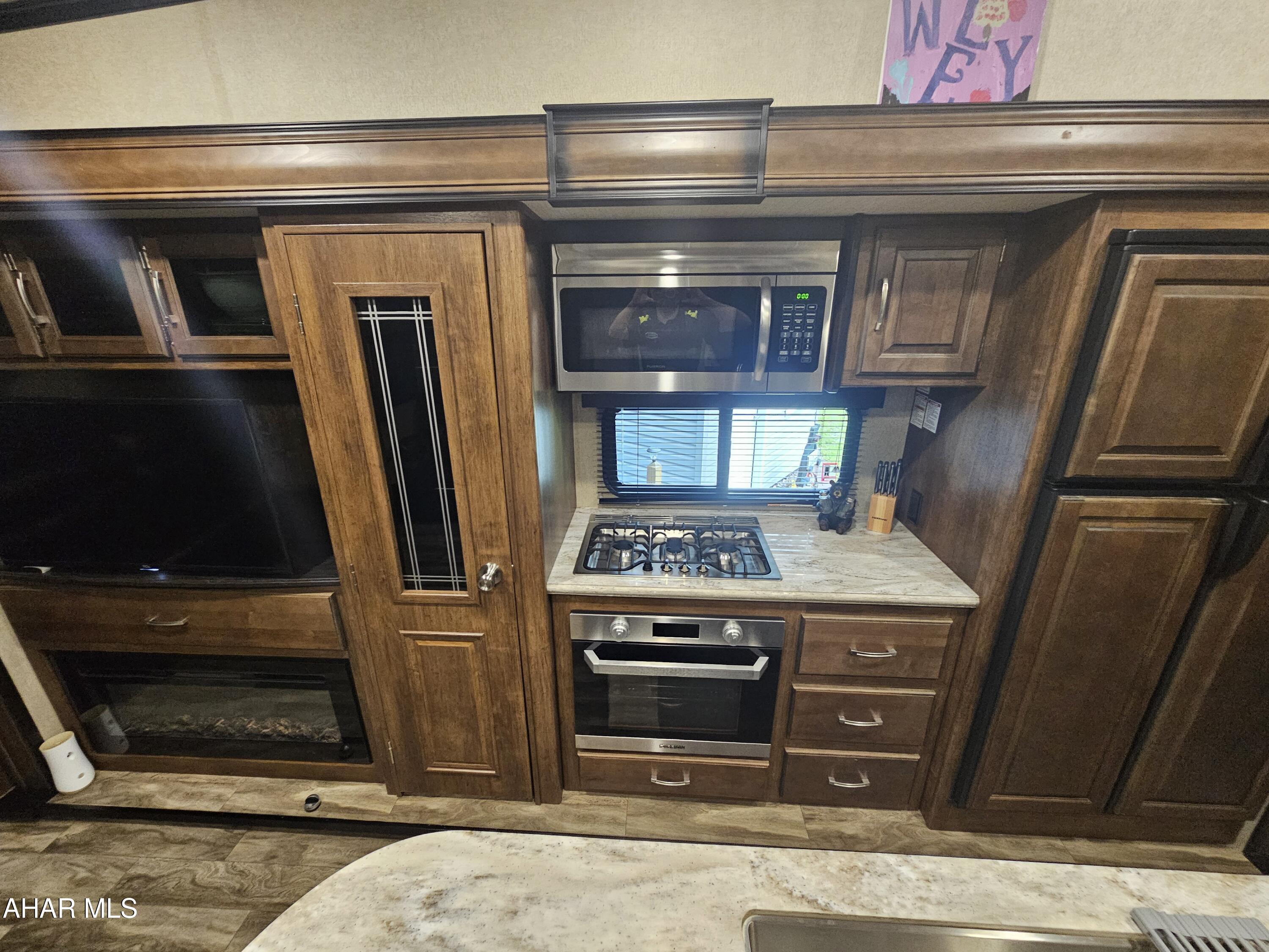 Glendale Yearound - Residential