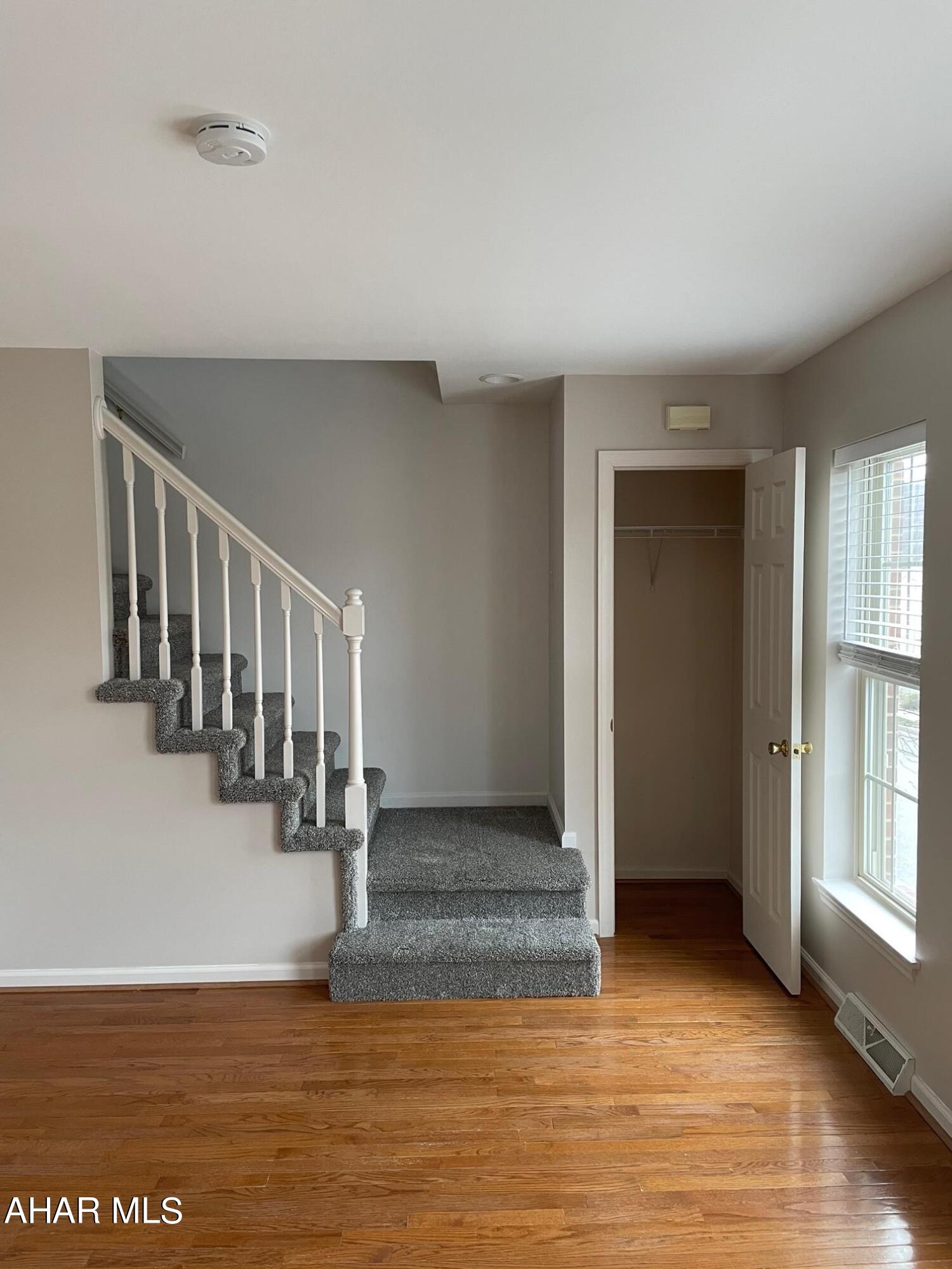 Holiday Hills - Residential