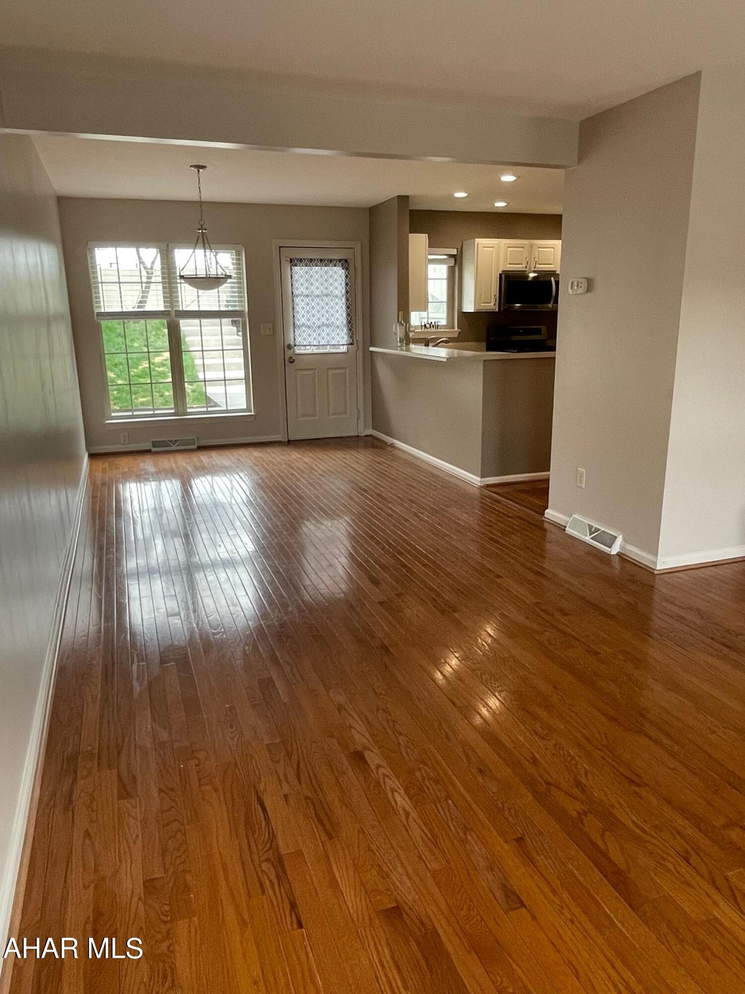 Holiday Hills - Residential