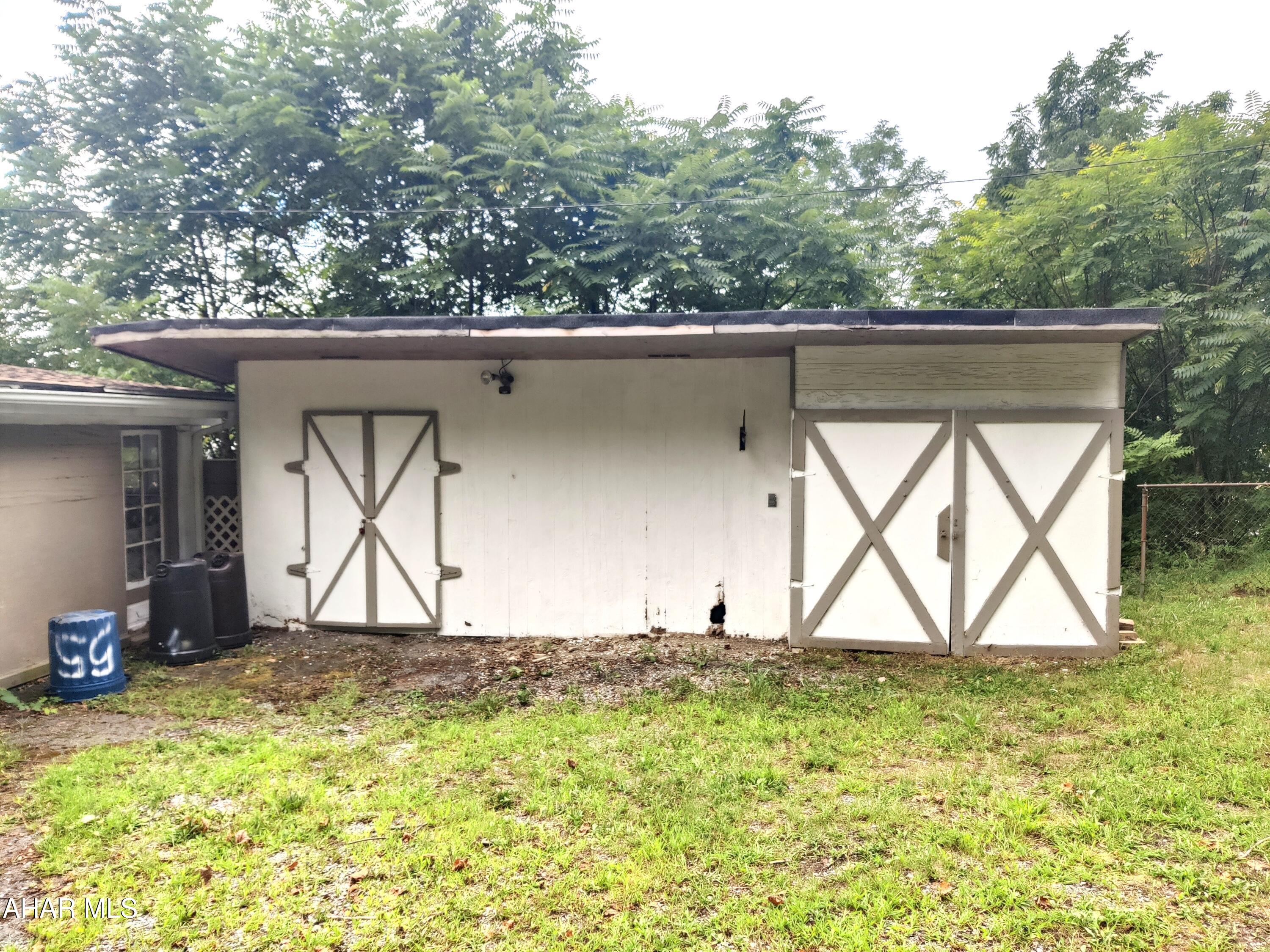 Juniata - Residential