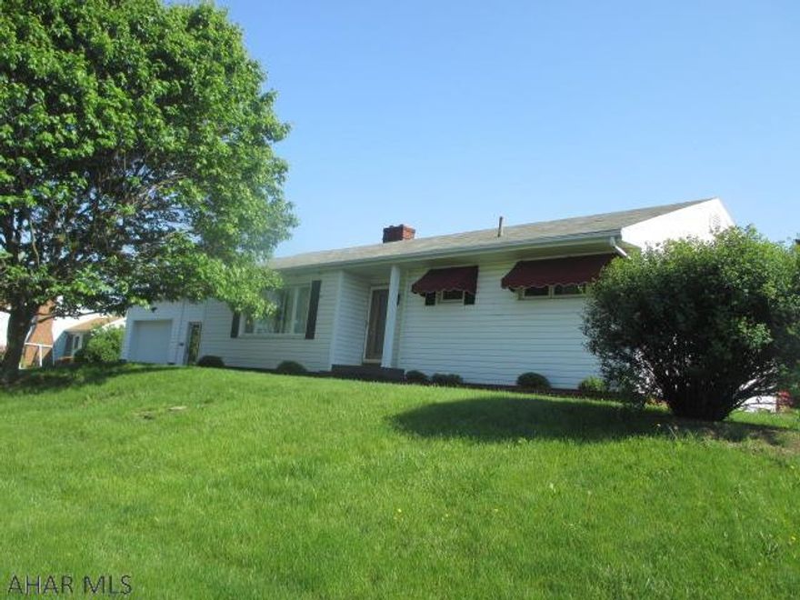 Looking for one story living? Don't miss out on this one! Beautiful 3 bedroom, 2 bath Rancher in desirable Highland Park Area. Home features 1 car garage, enclosed breezeway, and beautiful hardwood floors. Basement is finished with family room, bar area, bonus room, bathroom, and separate laundry room.