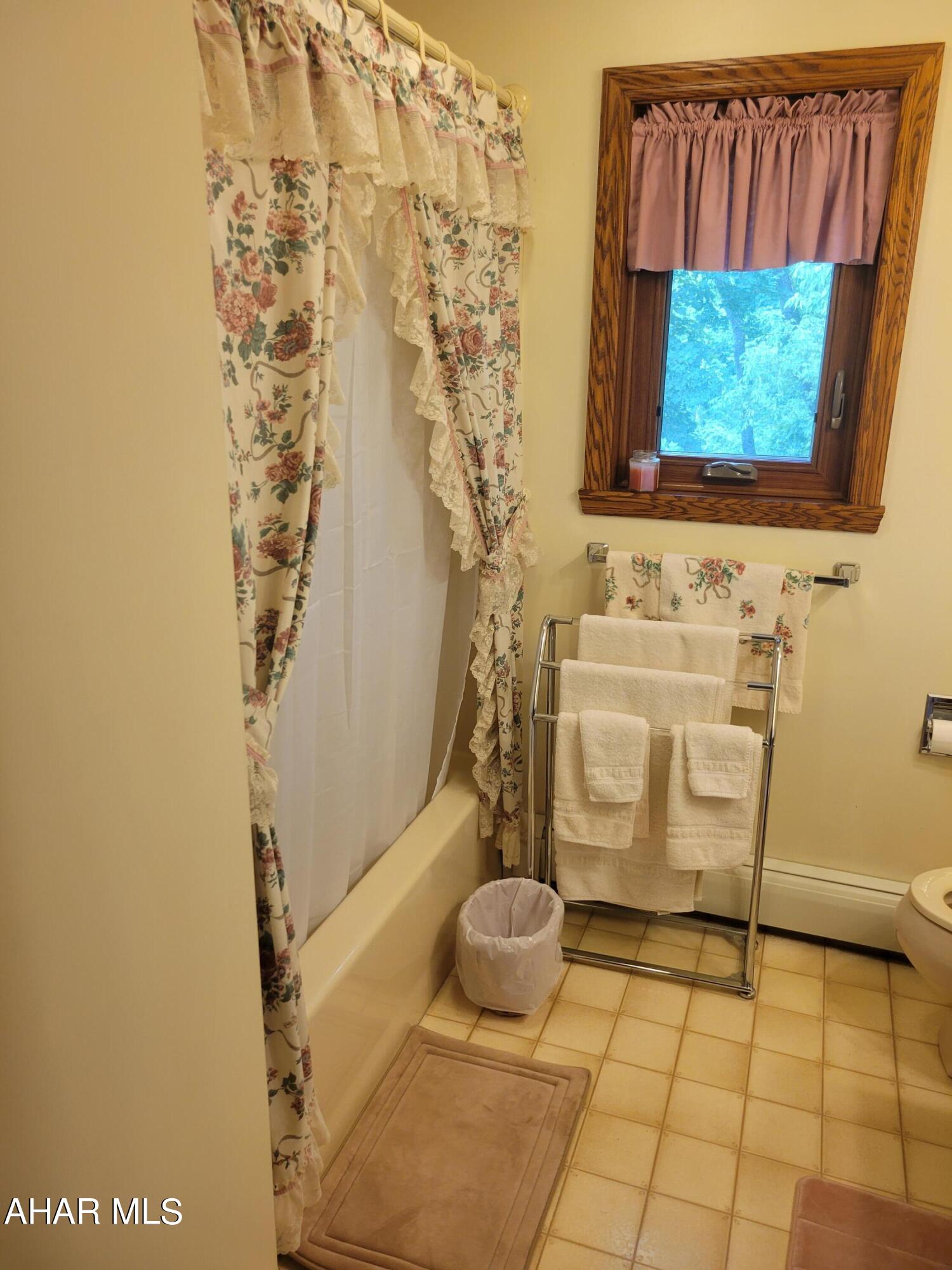 Rolling Hills - Residential