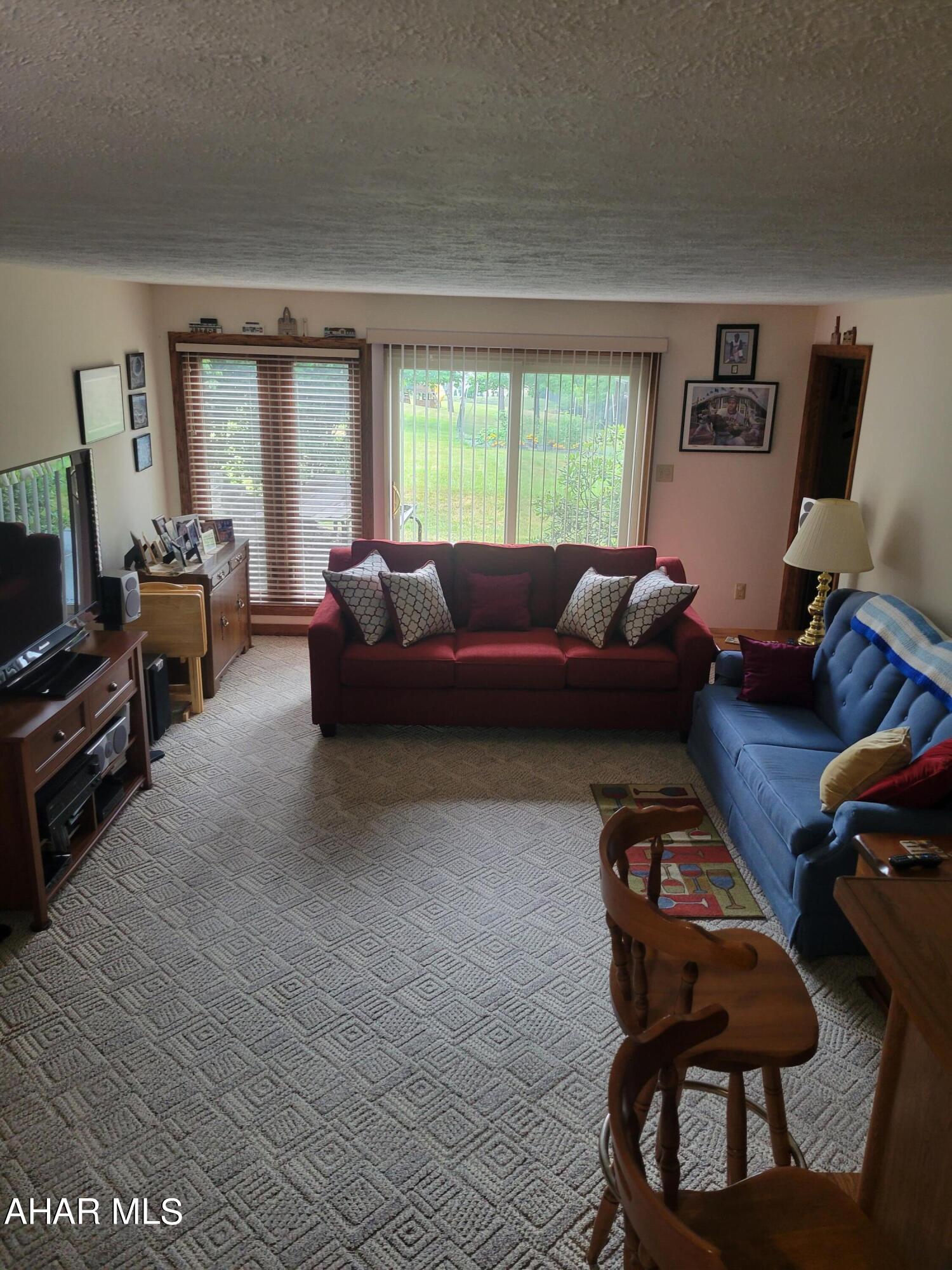 Rolling Hills - Residential