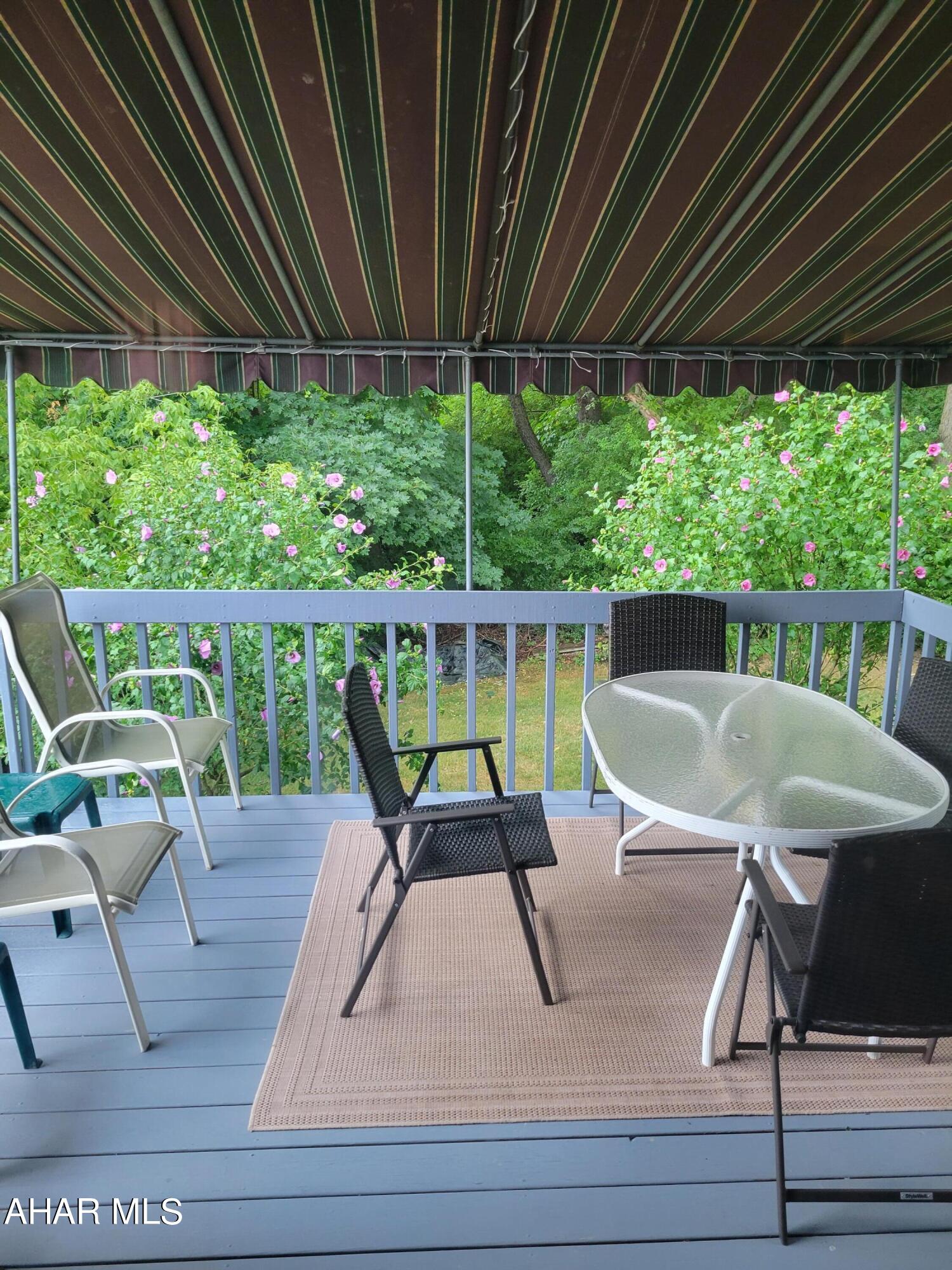 Rolling Hills - Residential