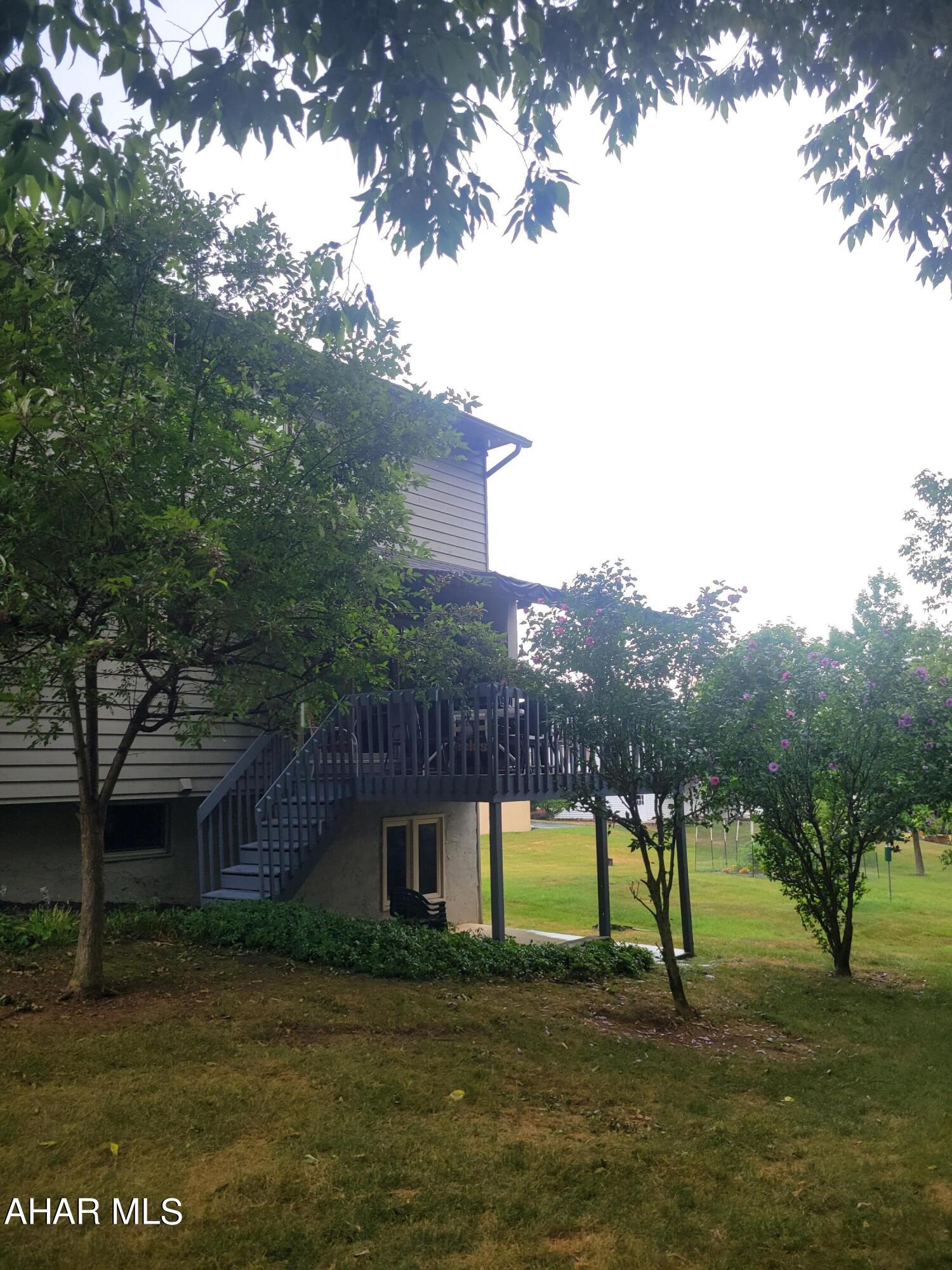 Rolling Hills - Residential