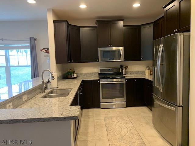 Rolling Hills - Residential