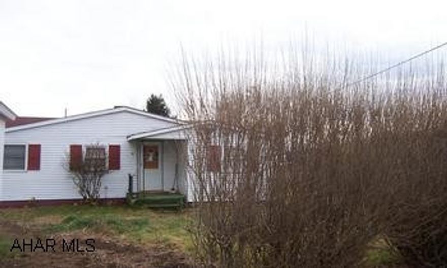 fixer-upper ranch home in Hastings.  Great investment property or starter home! Sold as is. Fixer-upper ranch home in Hastings. Great investment property or starter home. Sold as is.
