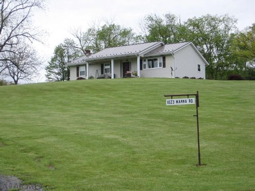 Panoramic views of the countryside are what makes this home stand out from the rest.  Located in the "Dutch Corner" area of Bedford, this home has been very well maintained and has an open and spacious living area.  A must see home!