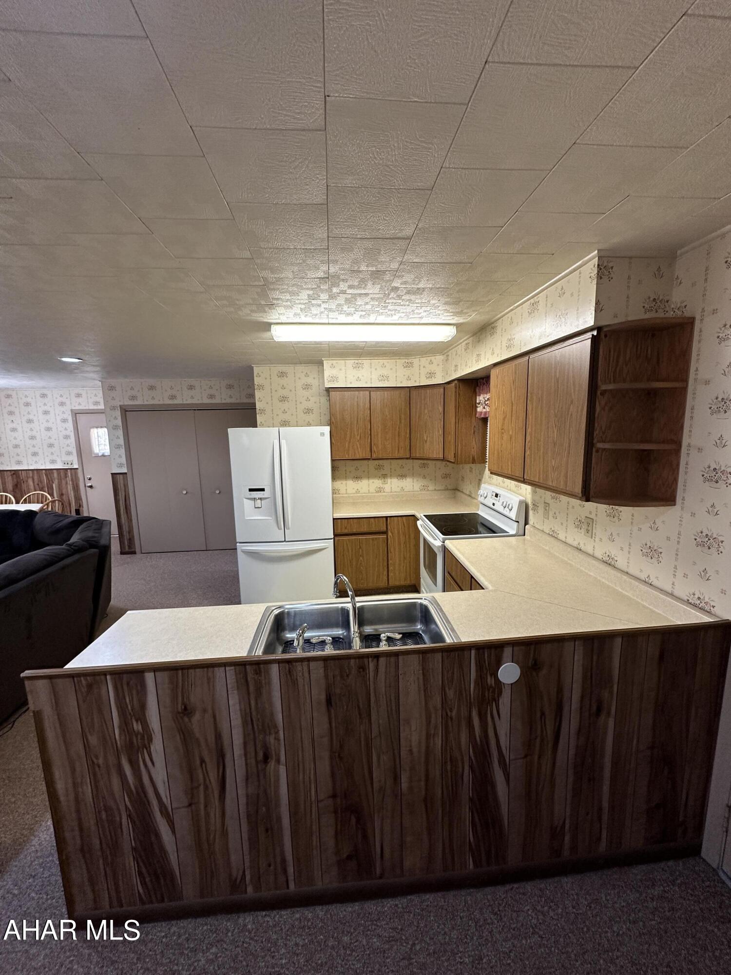 Glendale Yearound - Residential