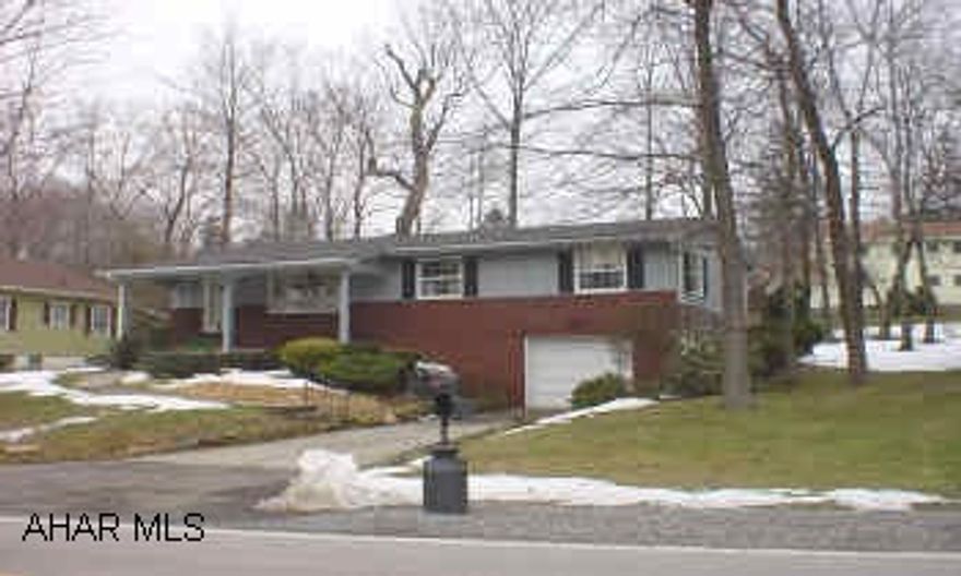VERY WELL CARED FOR RANCHER ON QUIET STREET IN SYLVAN HILLS, 3 BEDROOMS, 1-1/2 BATHS, CENTRAL AIR, PATIO & MORE! VERY WELL CARED FOR RANCHER ON QUIET STREET IN SYLVAN HILLS, 3 BEDROOMS, 1-1/2 BATHS, CENTRAL AIR, PATIO & MORE!