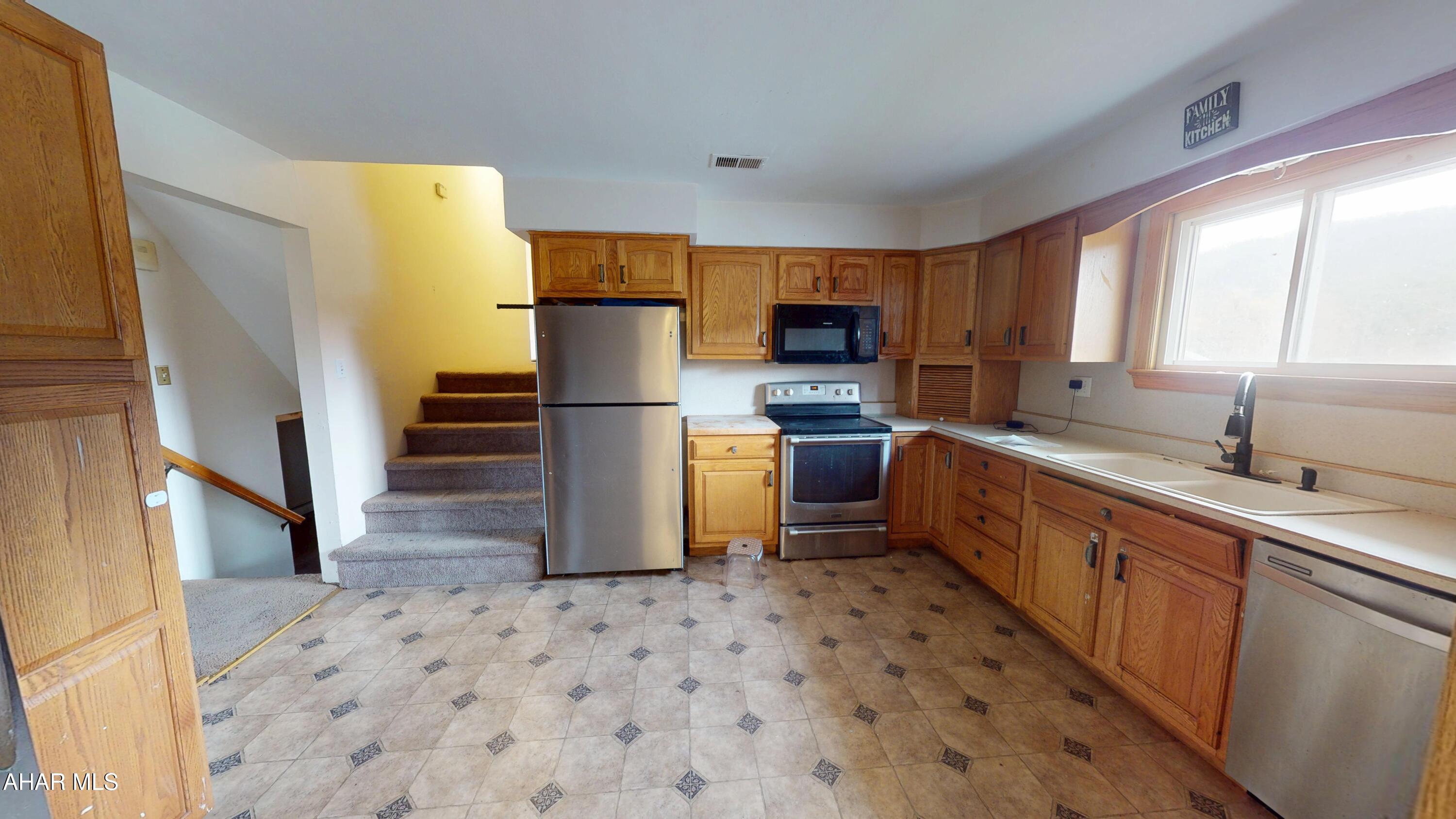 East Loop - Residential