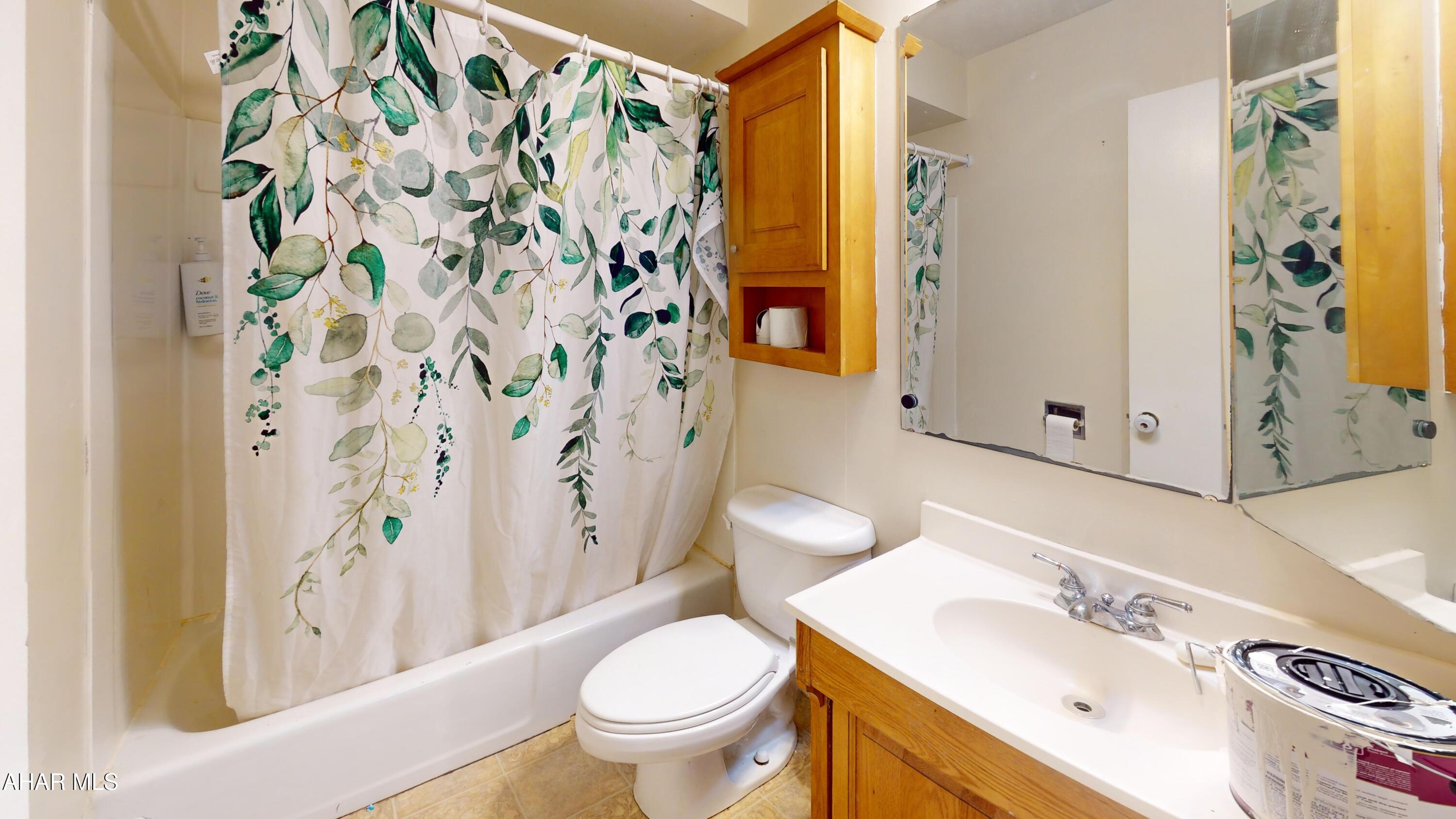 East Loop - Residential