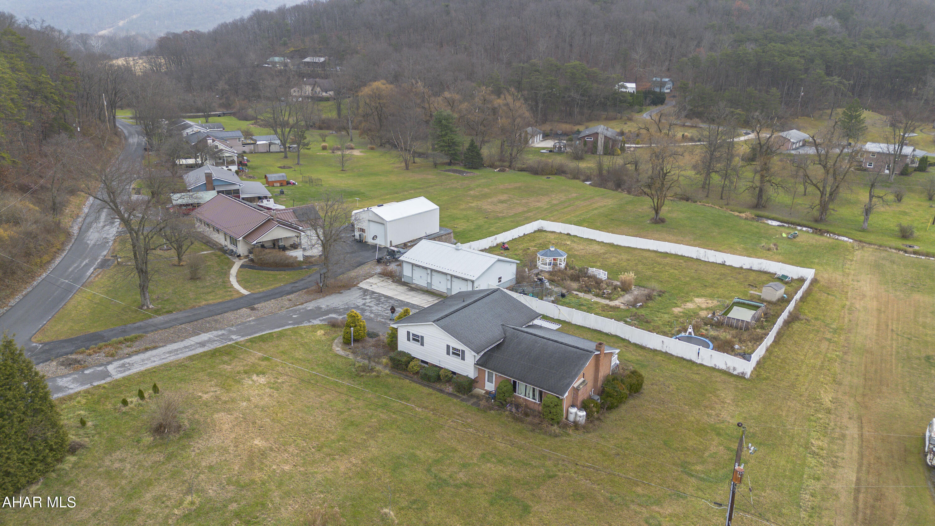 East Loop - Residential