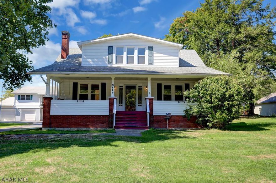 Don't miss out of this amazing deal!!! 4612-4614 E Pleasant Valley Blvd is a great property. 4614 is a 4 bedroom, 1.5 bath house with a large front porch, first floor laundry and beautiful sunroom. 4612 is a 2 unit apartment with a 3 car garage. Apartment 1 (downstairs) has 2 bedrooms, 3/4 bath, covered porch/patio, and a wall air conditioner. Apartment 2 (upstairs) has 2 bedrooms, 1 bath, covered porch and back patio. The 3 car garage is shared by both apartments.