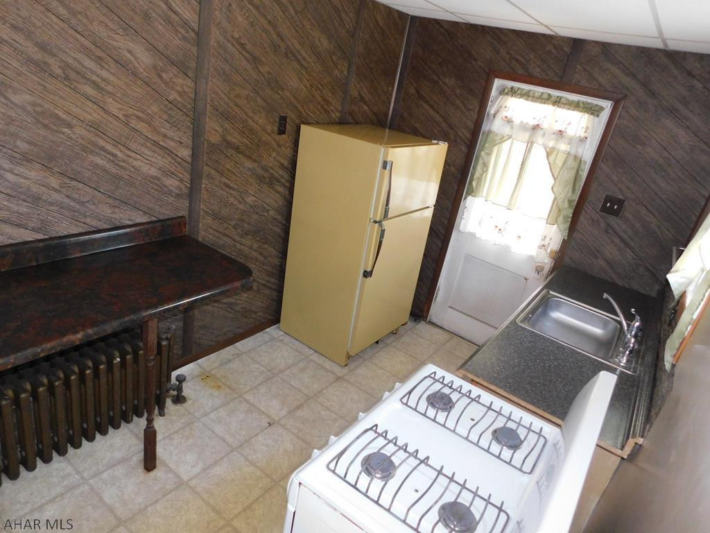 Unknown - Residential