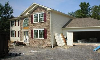 Church Hill Manor - Residential