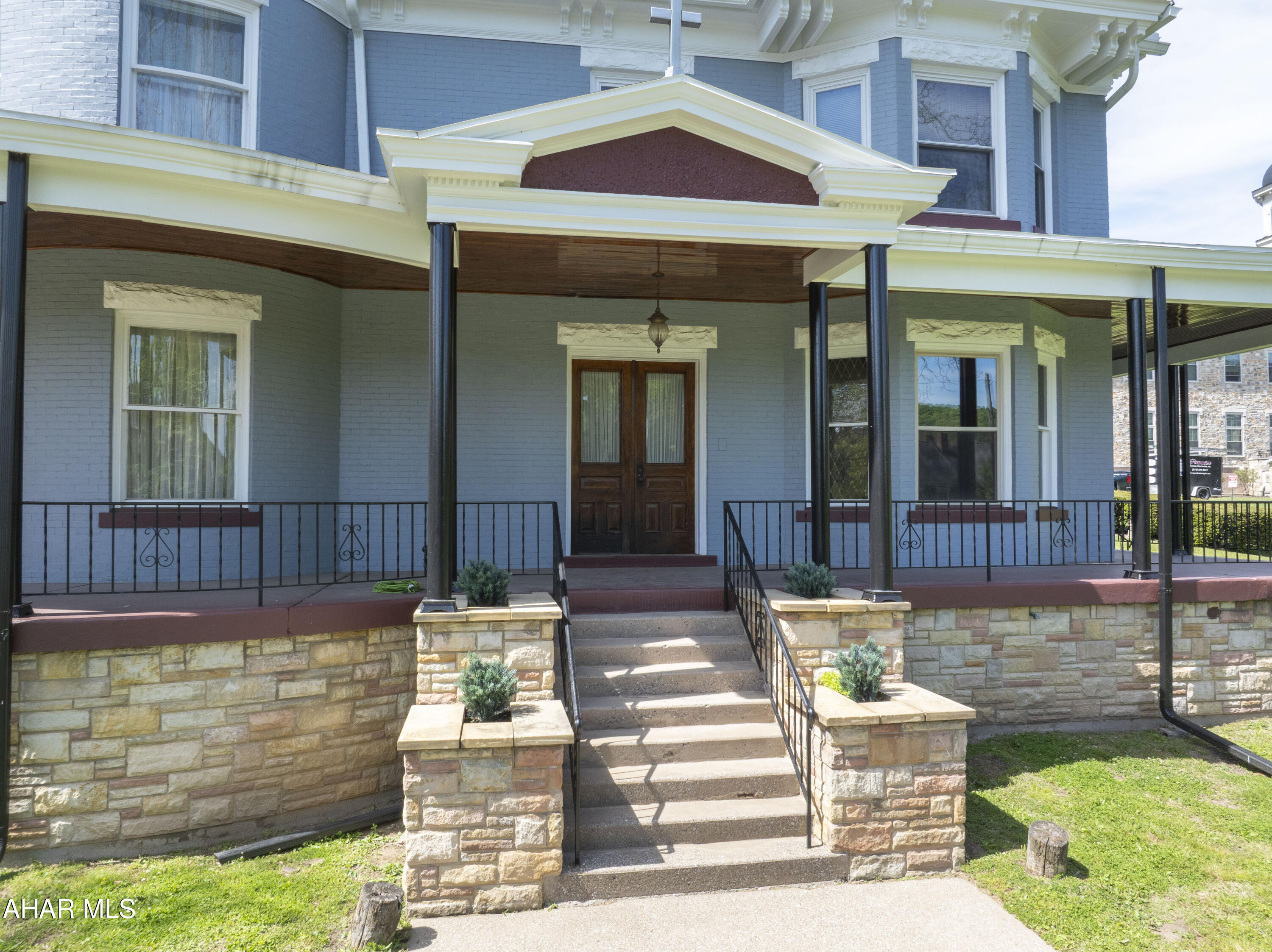 Hollidaysburg - Residential