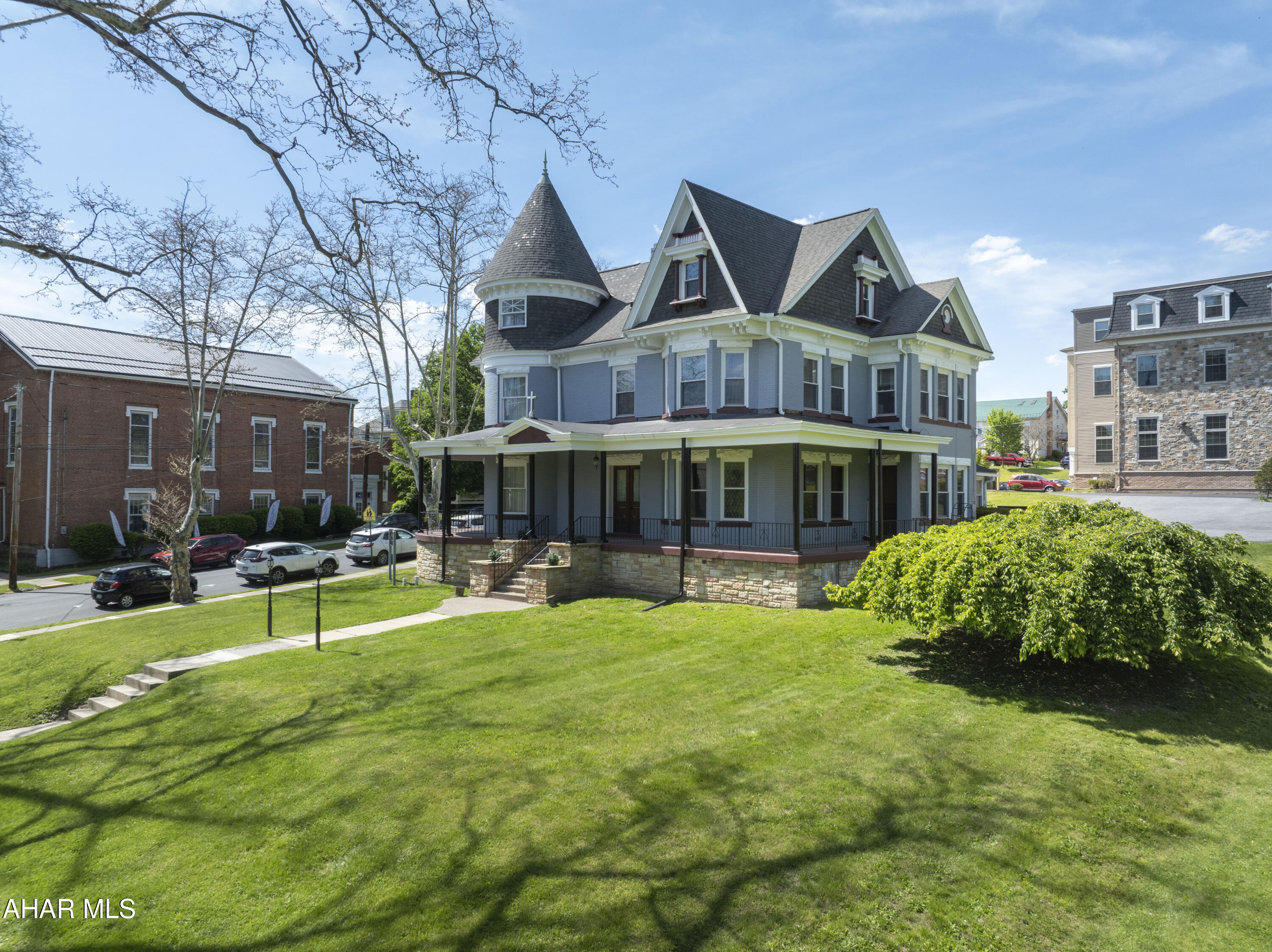 Hollidaysburg - Residential