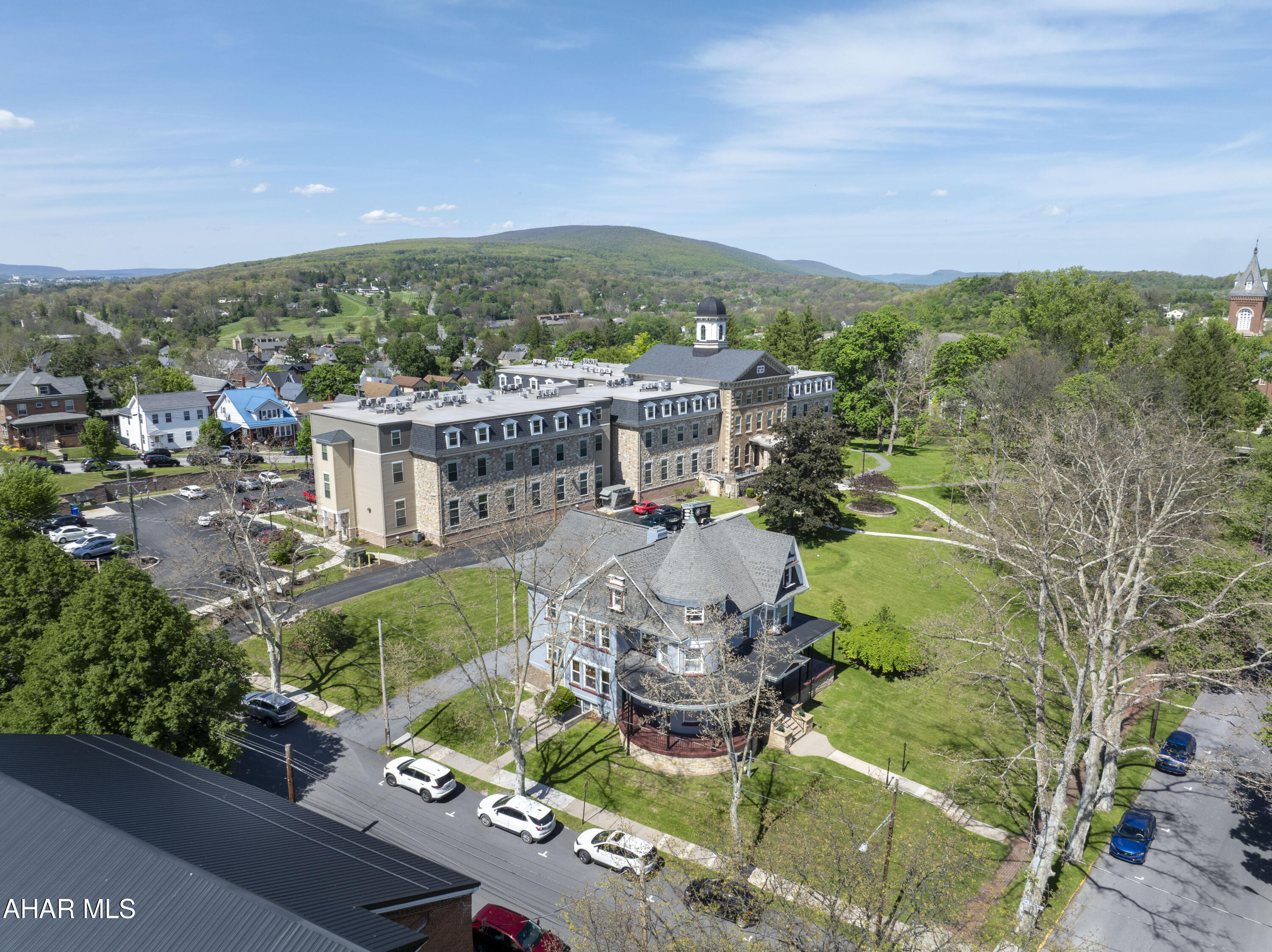 Hollidaysburg - Residential