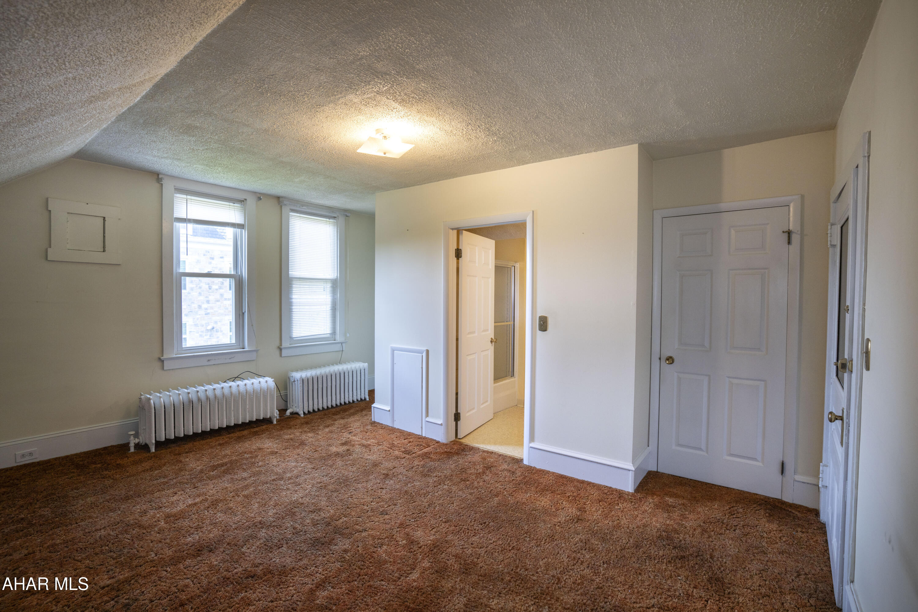 Hollidaysburg - Residential